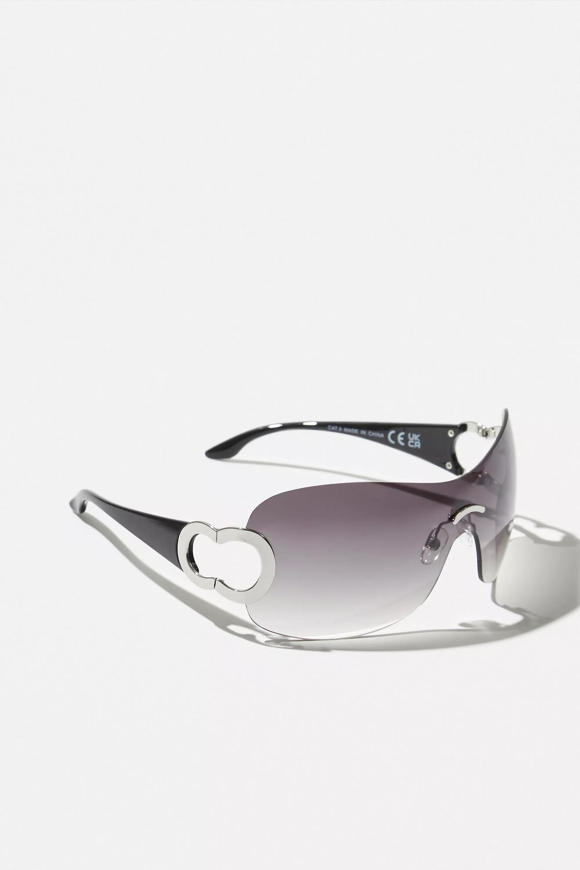 Black Uo Gabriella Shield Sunglasses, BLK, large image number 3