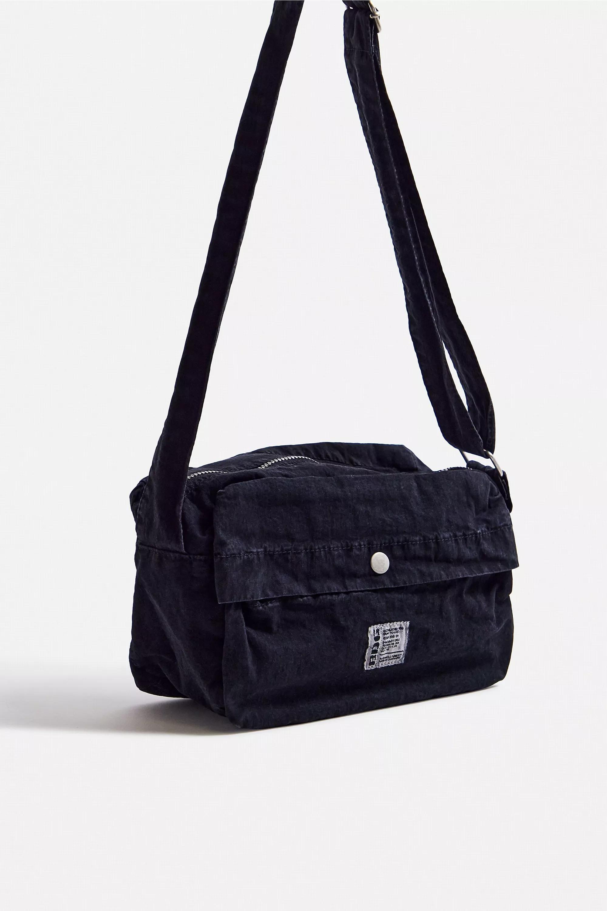 Black Bdg Crossbody Camera Bag, BLK, large image number 3