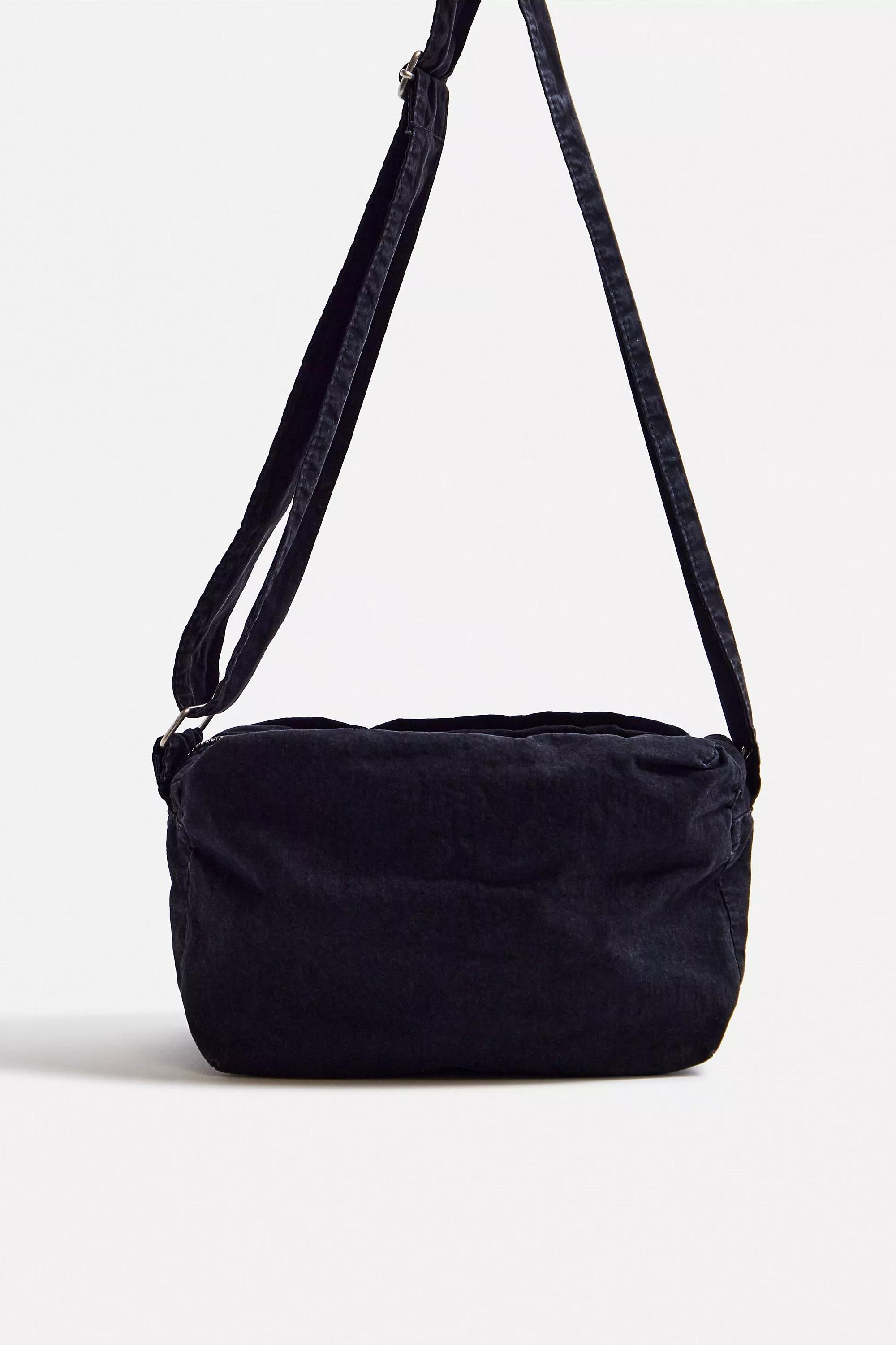 Black Bdg Crossbody Camera Bag, BLK, large image number 4