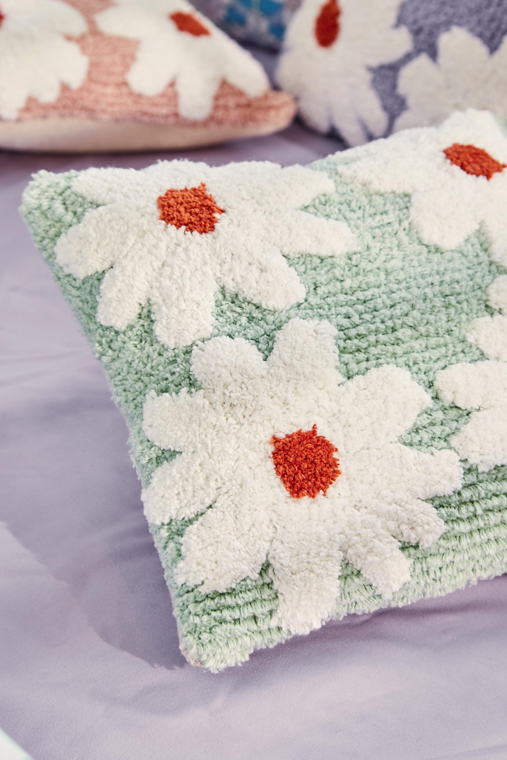 Green Mini Daisy Tufted Cushion, L GR, large image number 1