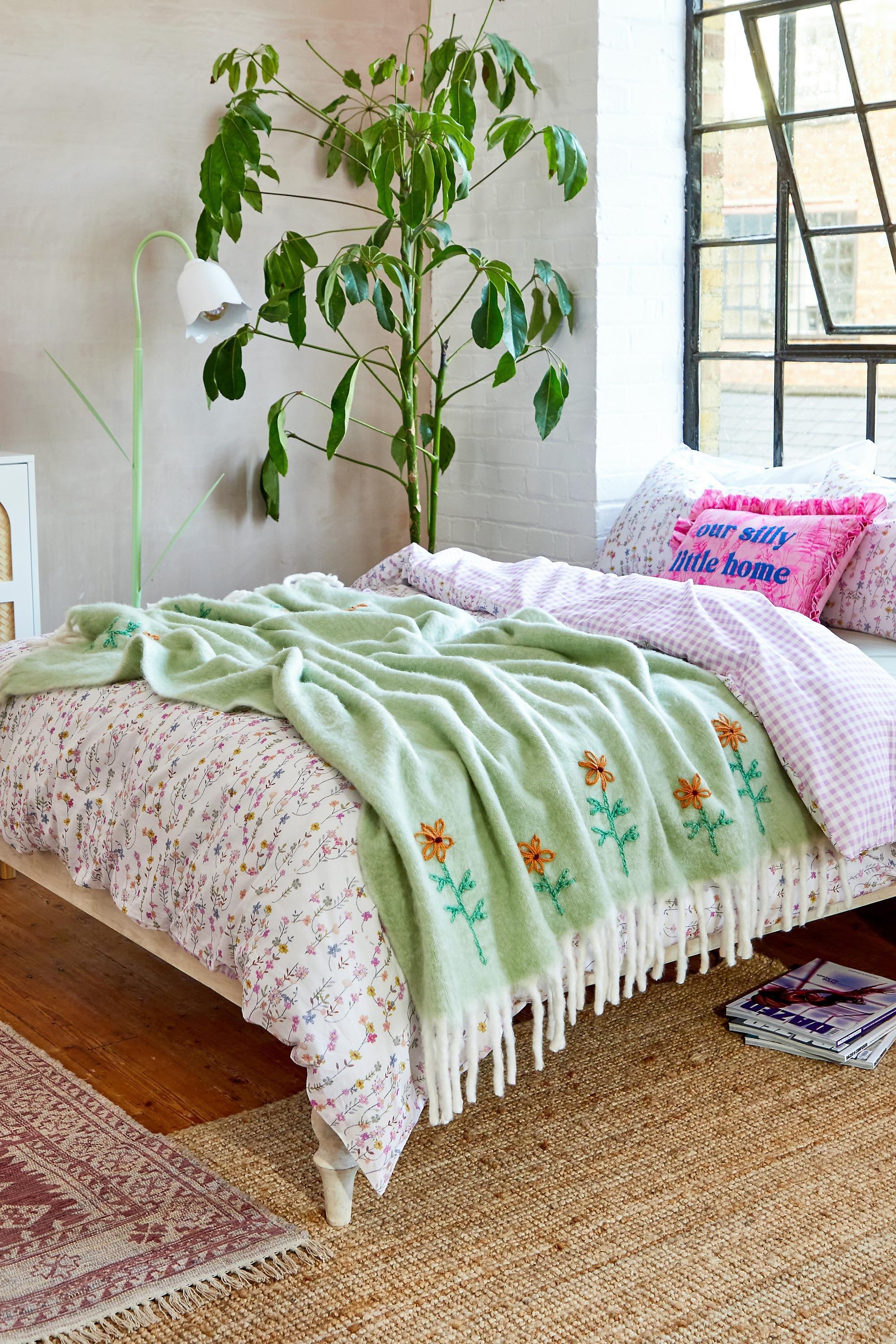 Green Embellished Sage Cosy Blanket, LT GREEN, large image number 1