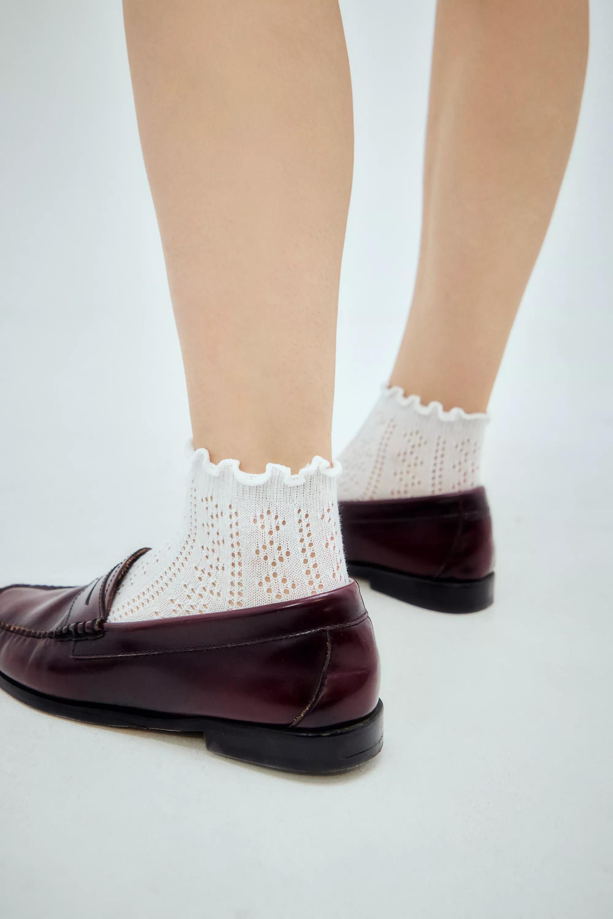 White Out From Under Pointelle Lettuce-Edge Ankle Socks, WHT, large image number 0
