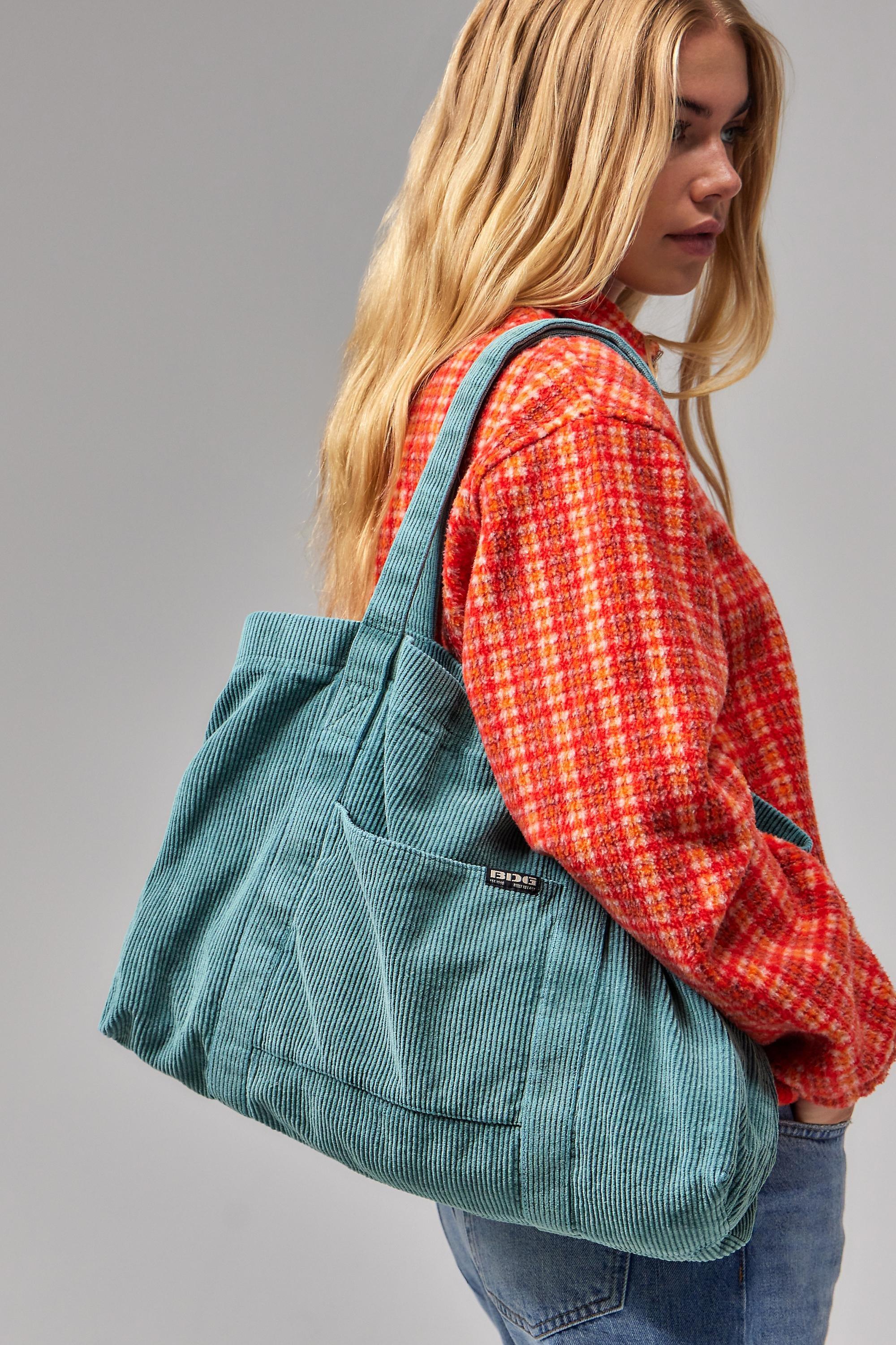 Green UO Corduroy Tote, MOSS, large image number 0