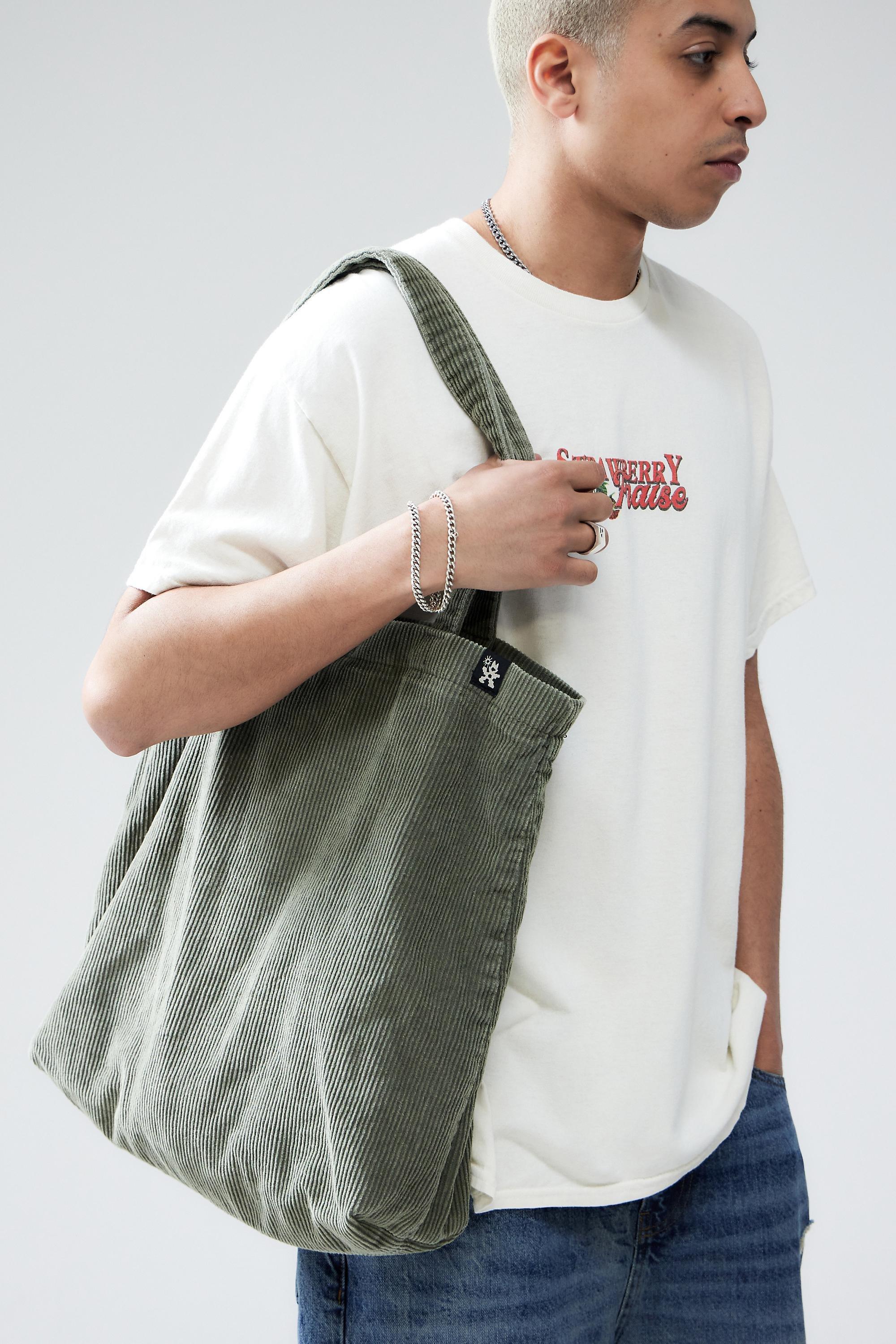 Green UO Corduroy Tote Bag, GRN, large image number 0