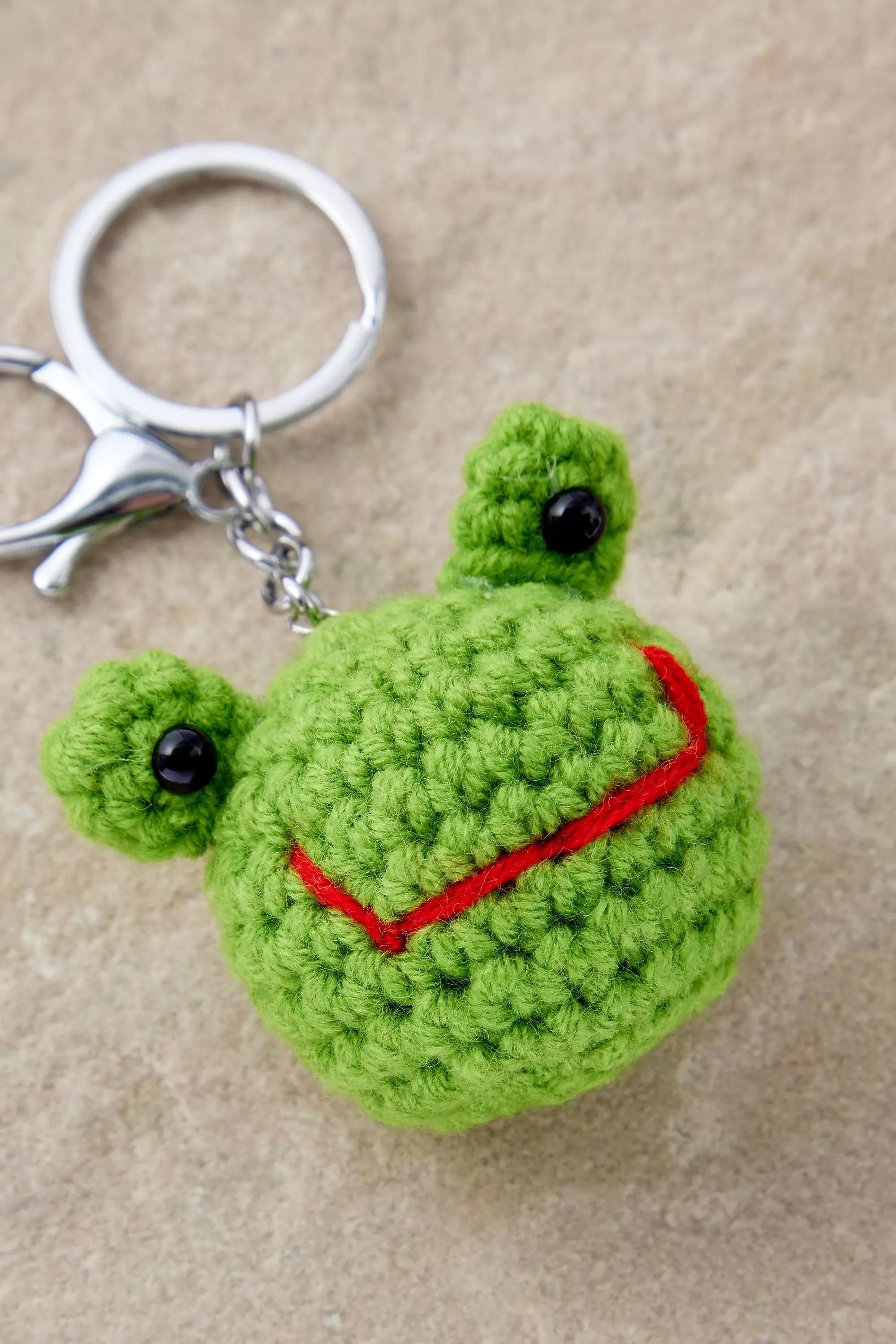 Green Frog Knitted Keyring, GRN, large image number 1