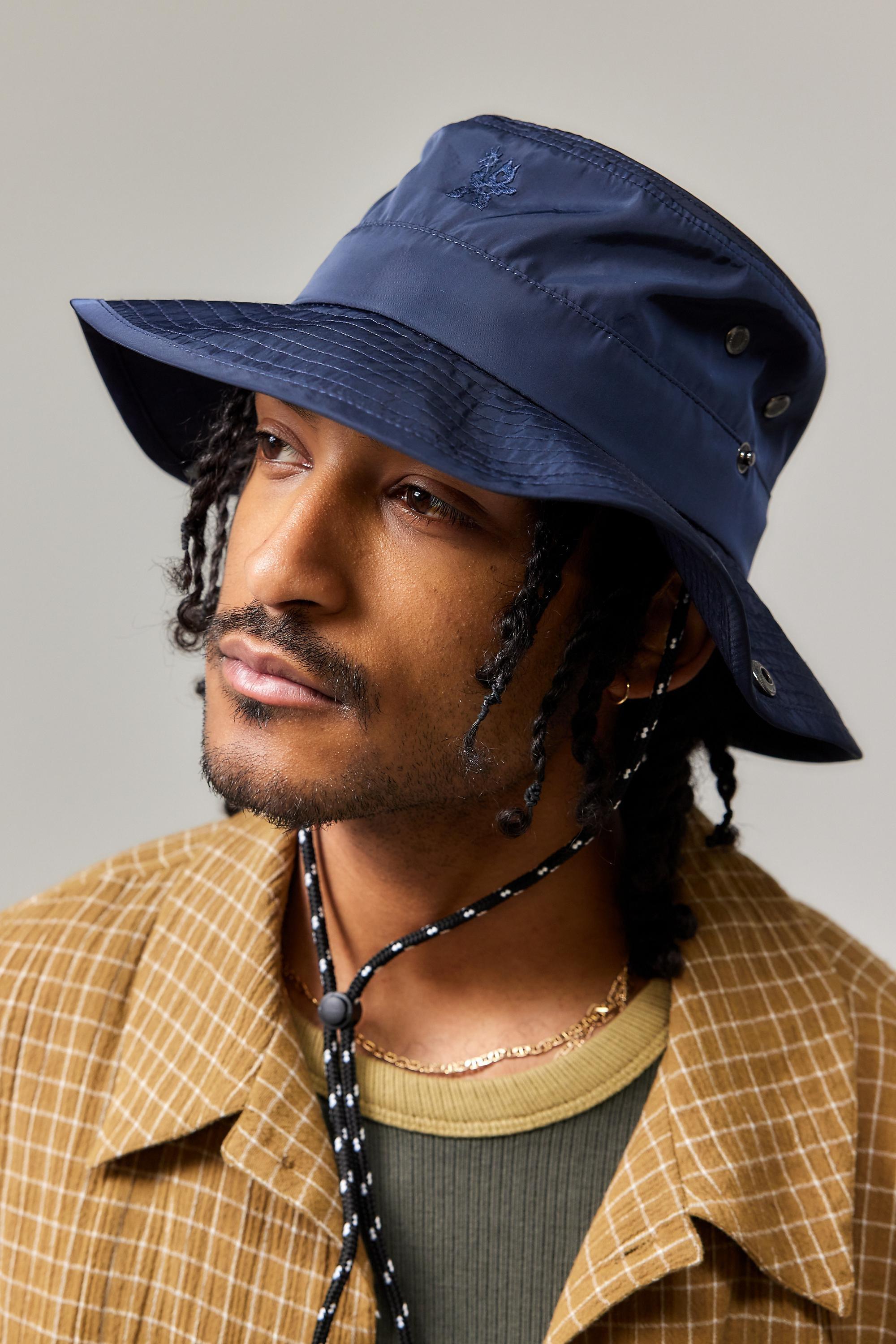 Navy UO Nylon Bucket Hat, NAVY, large image number 1