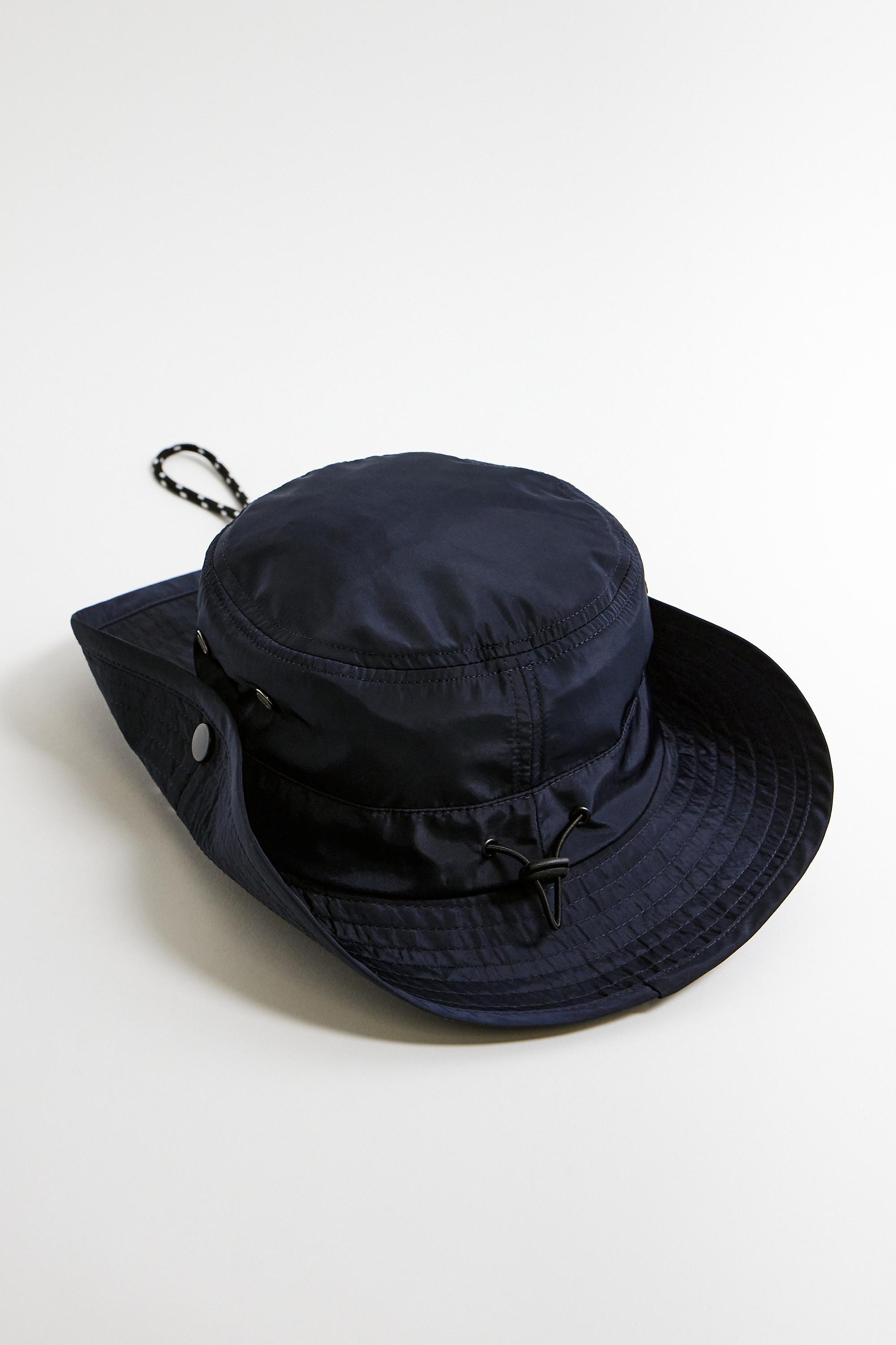 Navy UO Nylon Bucket Hat, NAVY, large image number 3