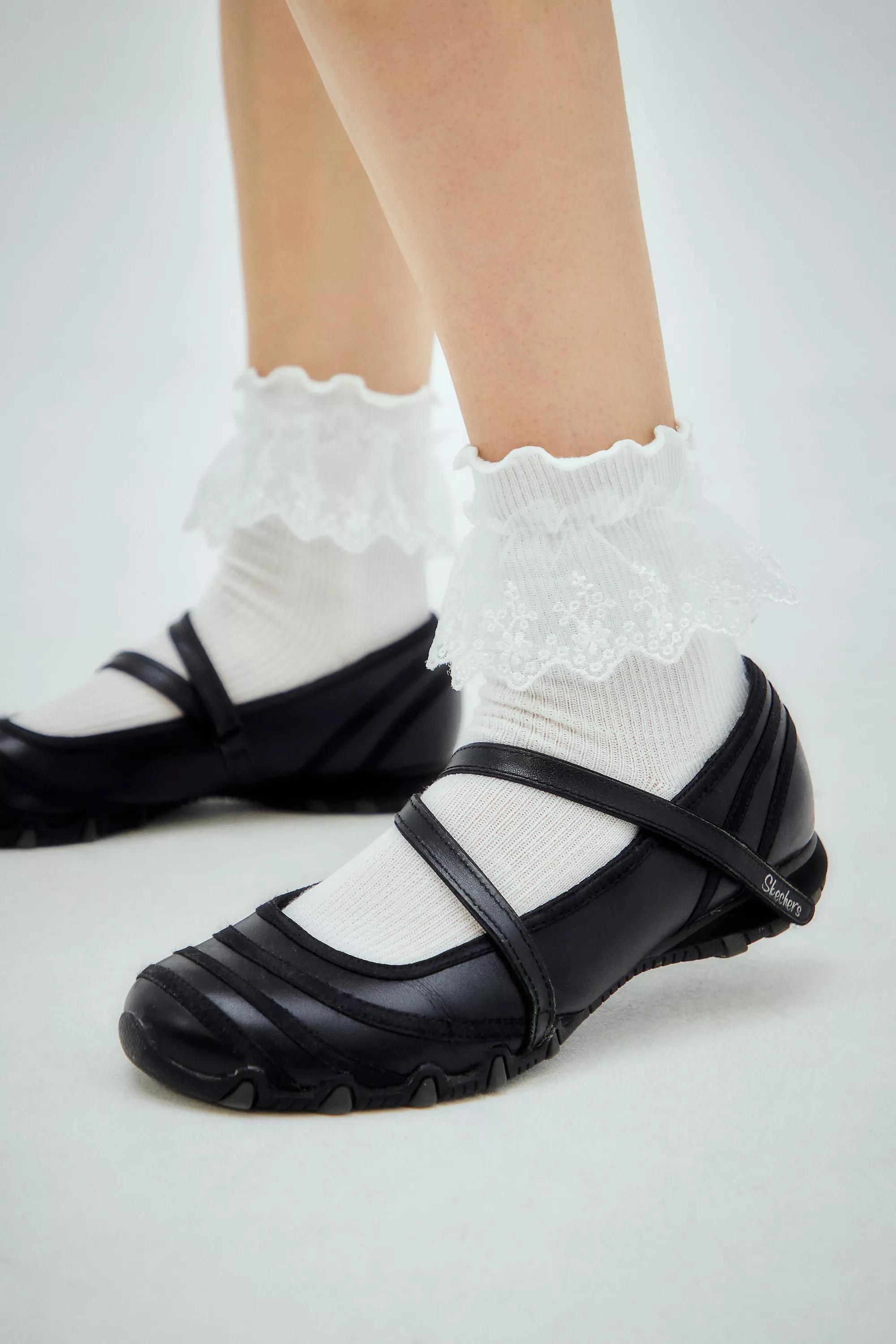 White Out From Under Ribbed Ruffle Socks, WHT, large image number 0