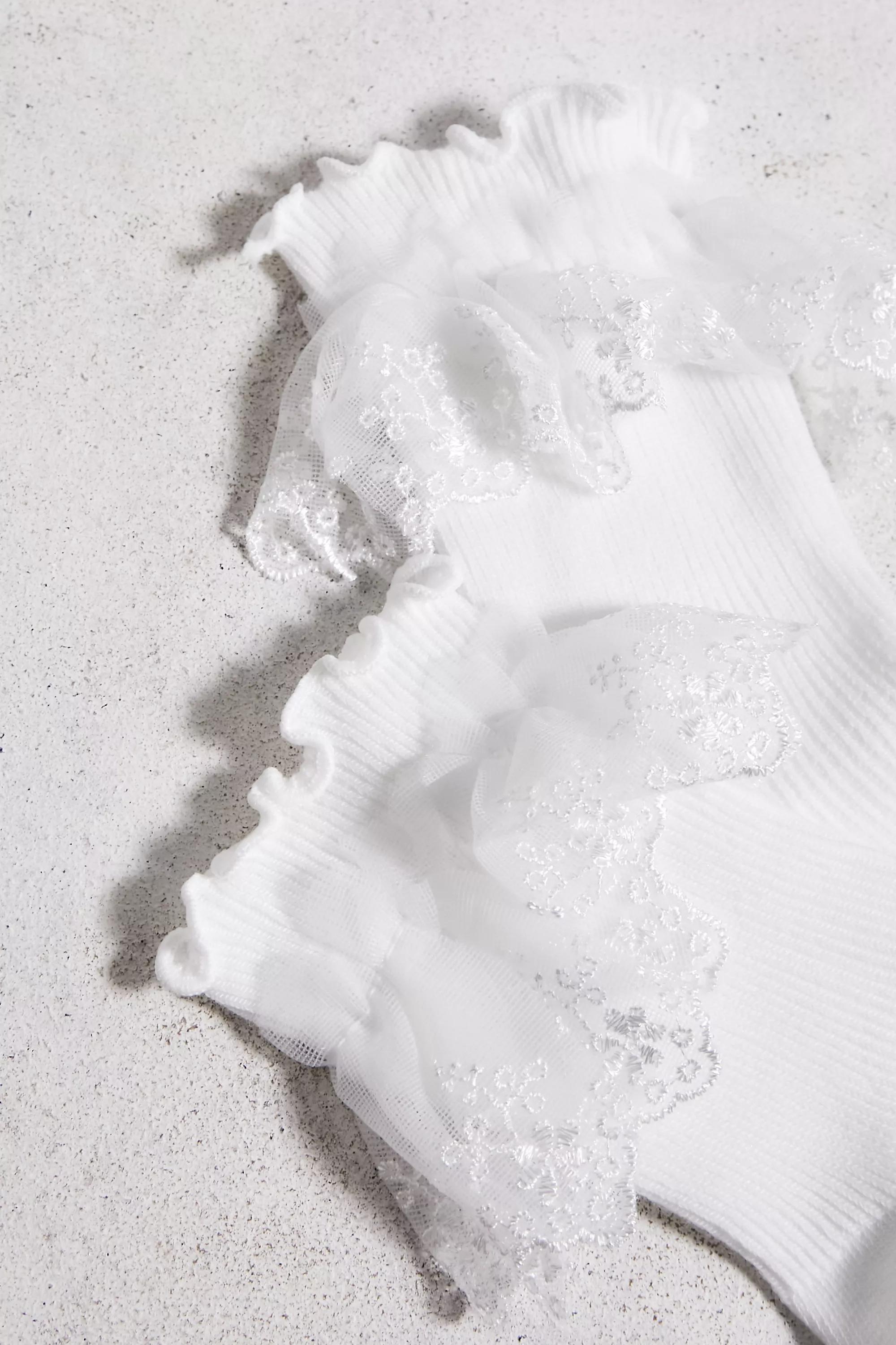 White Out From Under Ribbed Ruffle Socks, WHT, large image number 2