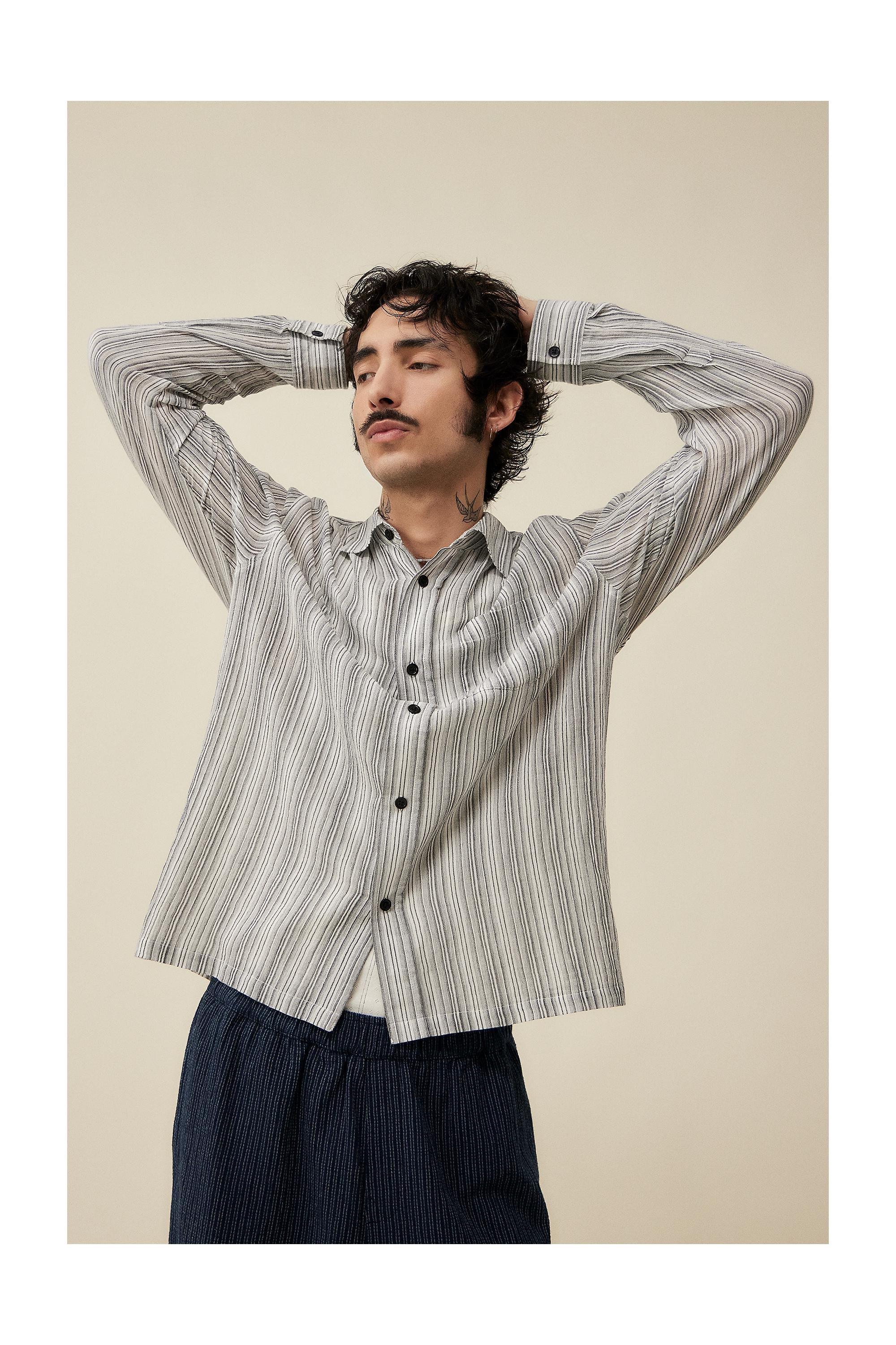 UO Loom Sheer Shirt, , large image number 1