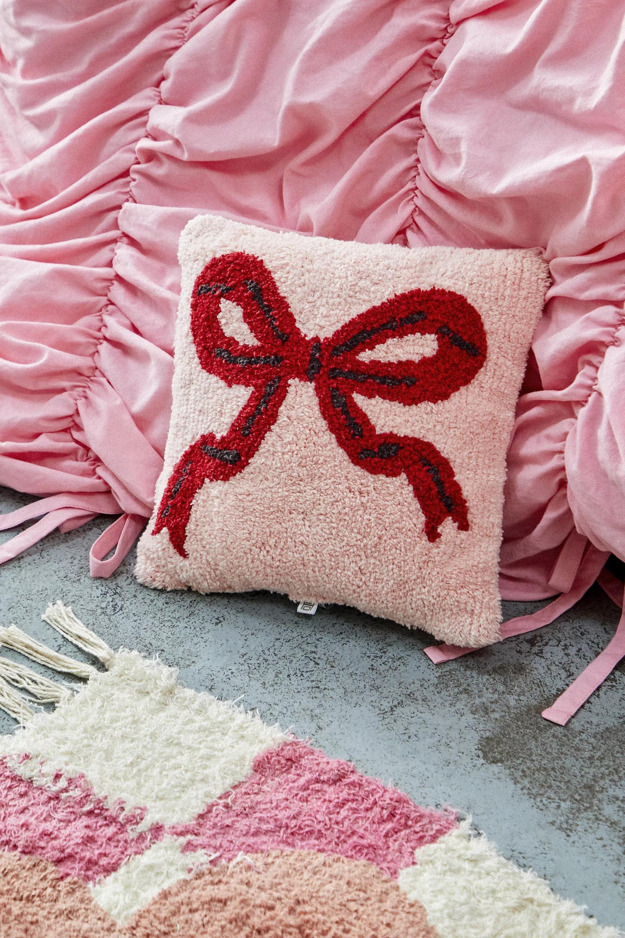 Pink Bow Tufted Cushion, PINK, large image number 0