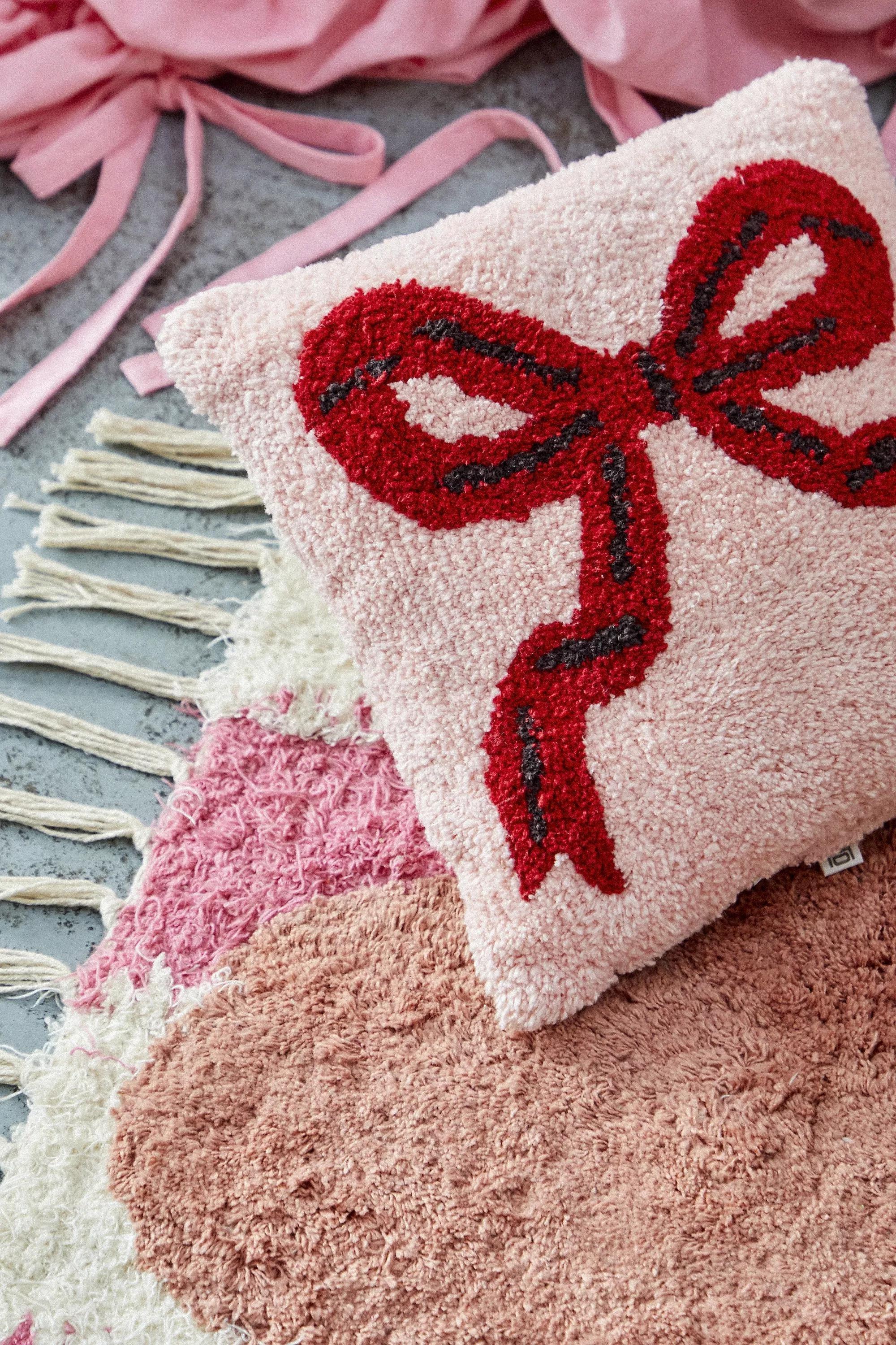 Pink Bow Tufted Cushion, PINK, large image number 1