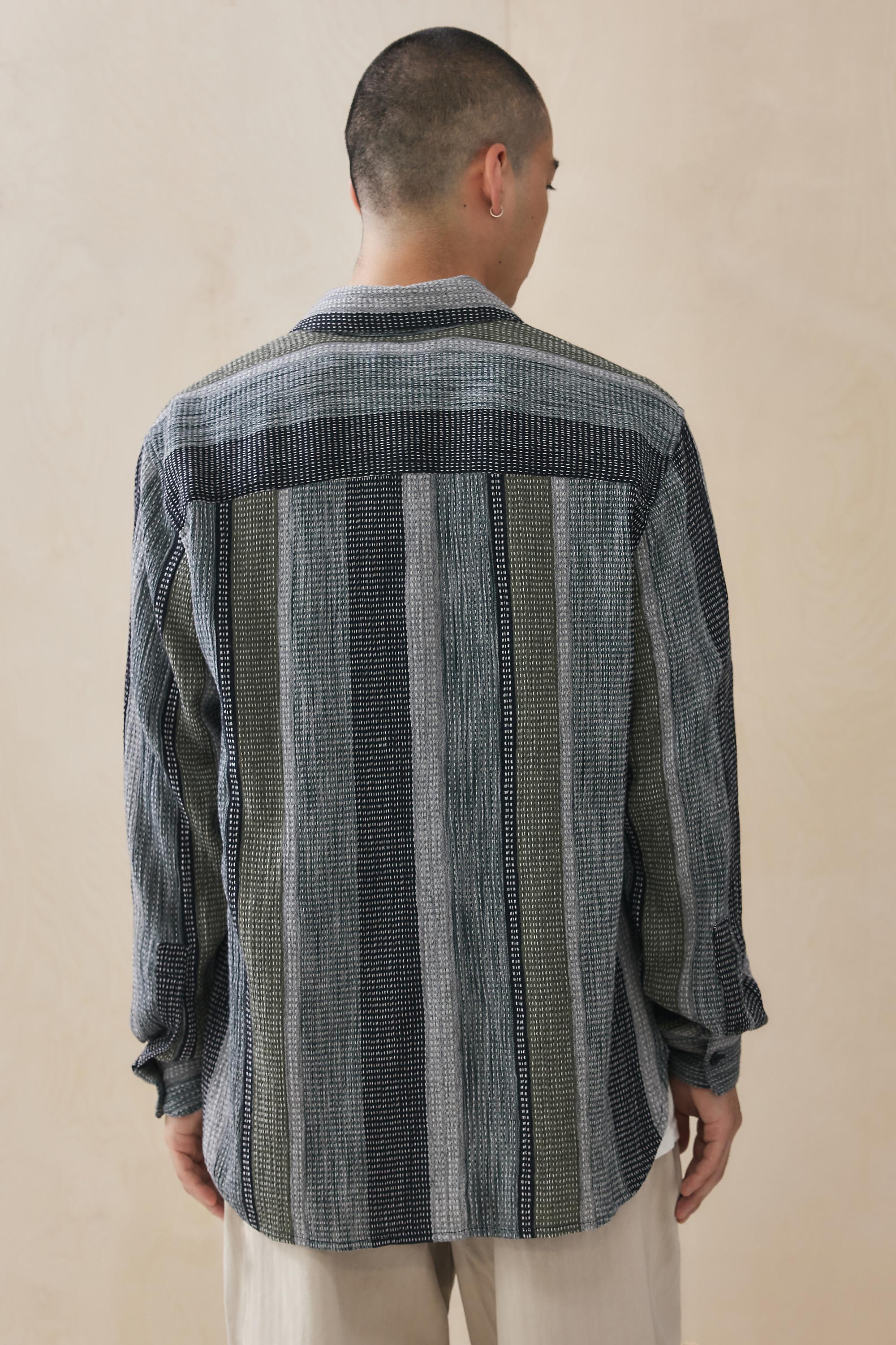 Black UO Ayker Stripe Shirt, , large image number 3