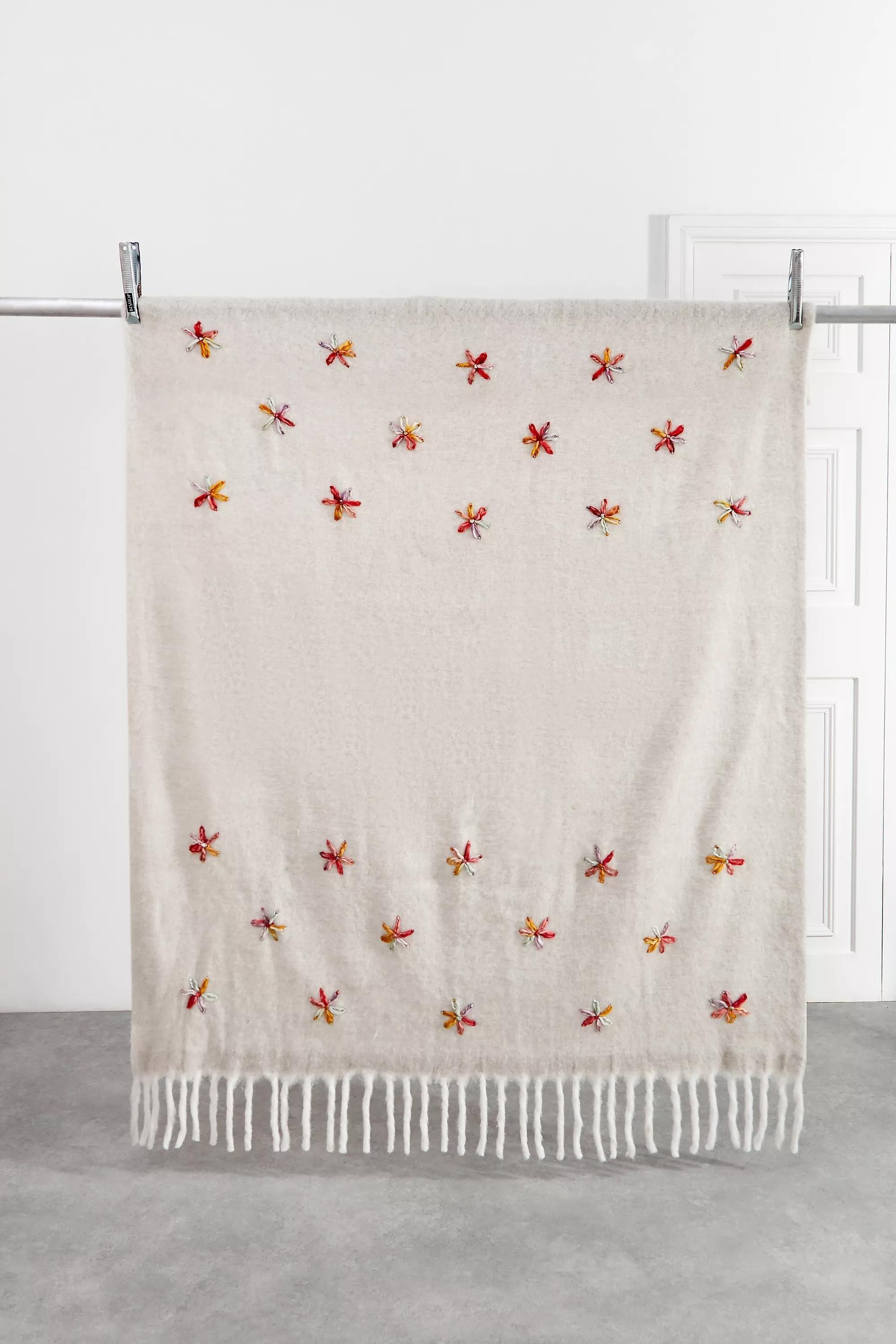 Beige Floral Embellished Cosy Blanket, NEUTR, large image number 2