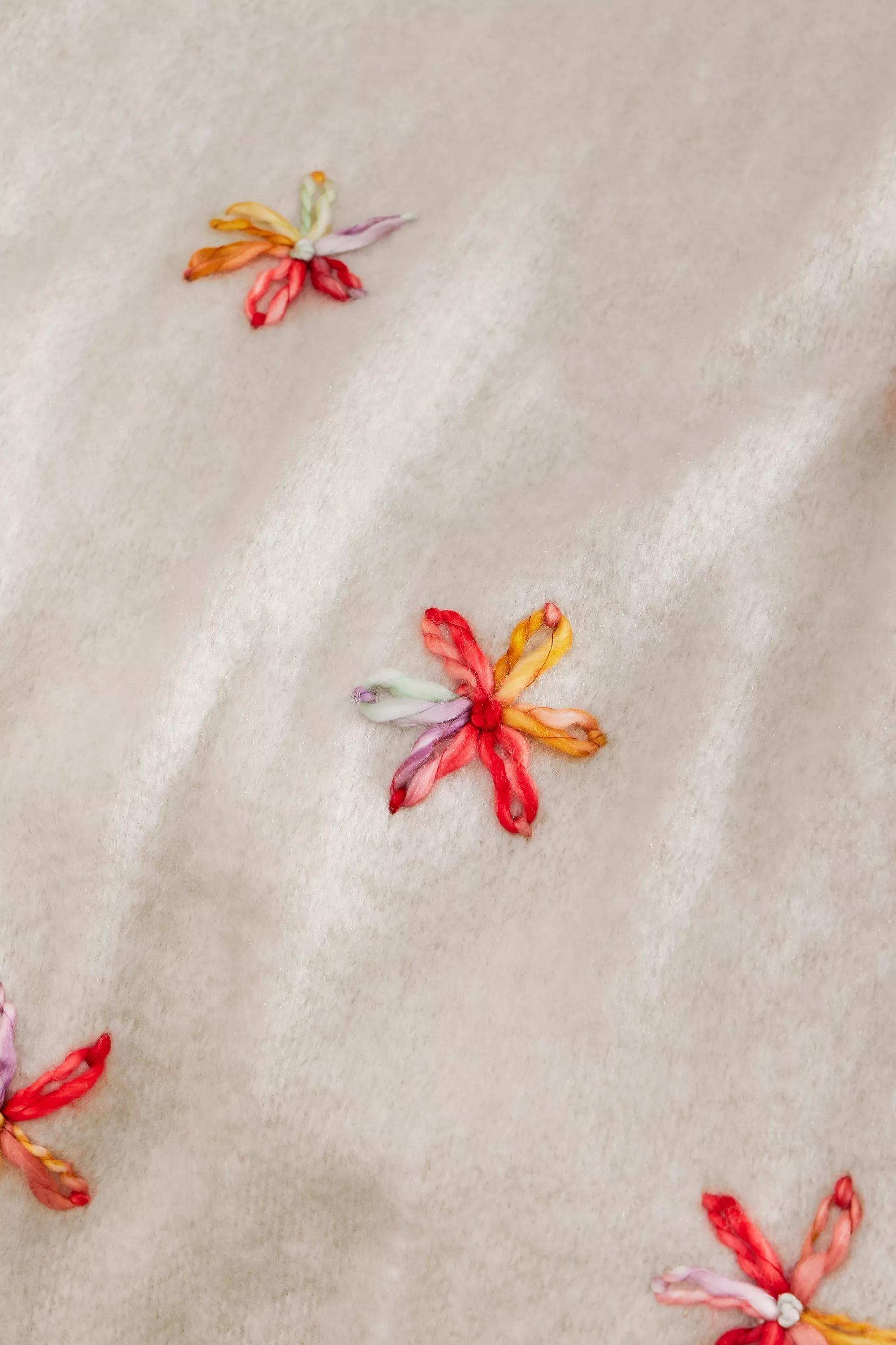 Beige Floral Embellished Cosy Blanket, NEUTR, large image number 3