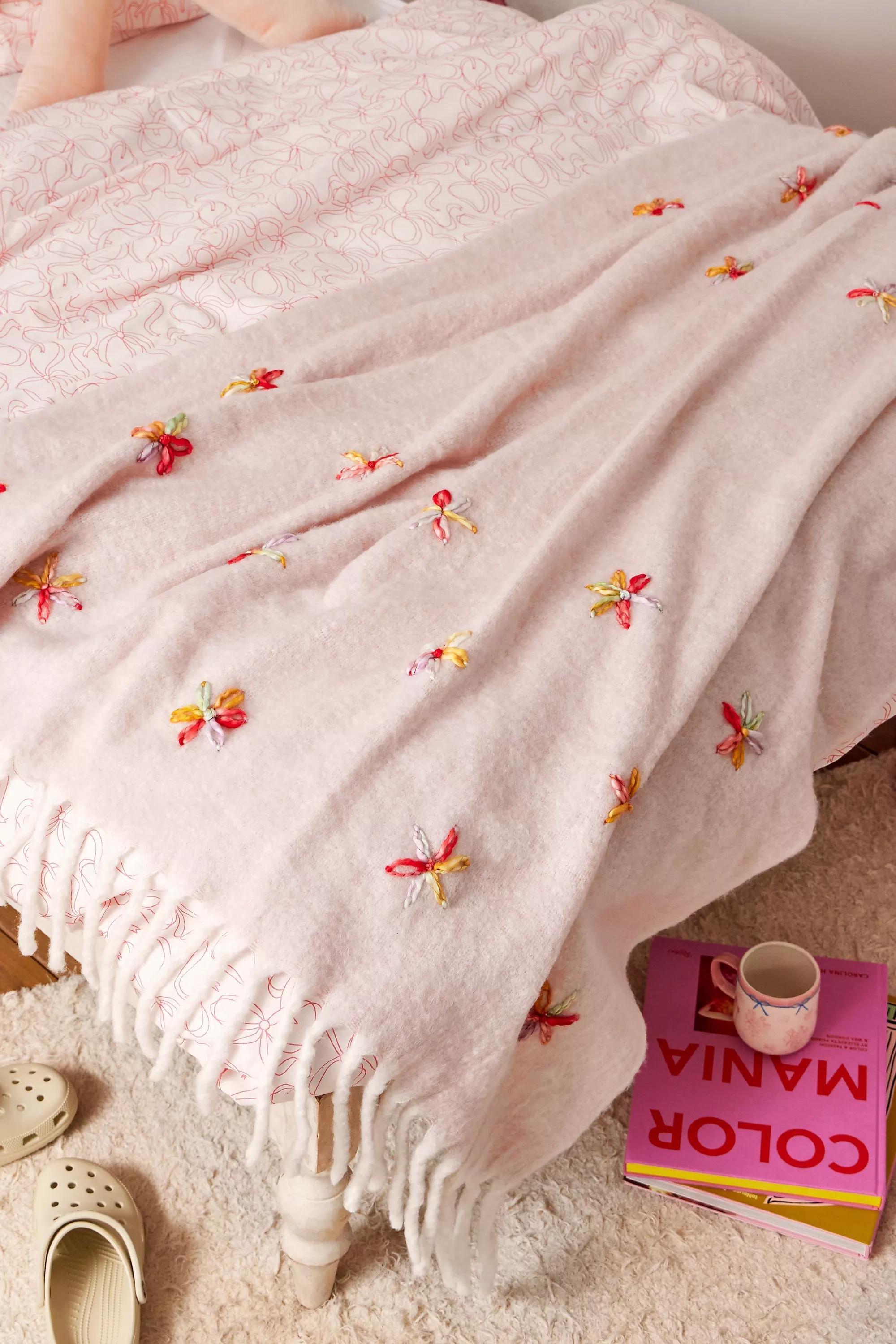 Pink Floral Embellished Cosy Blanket, PINK, medium