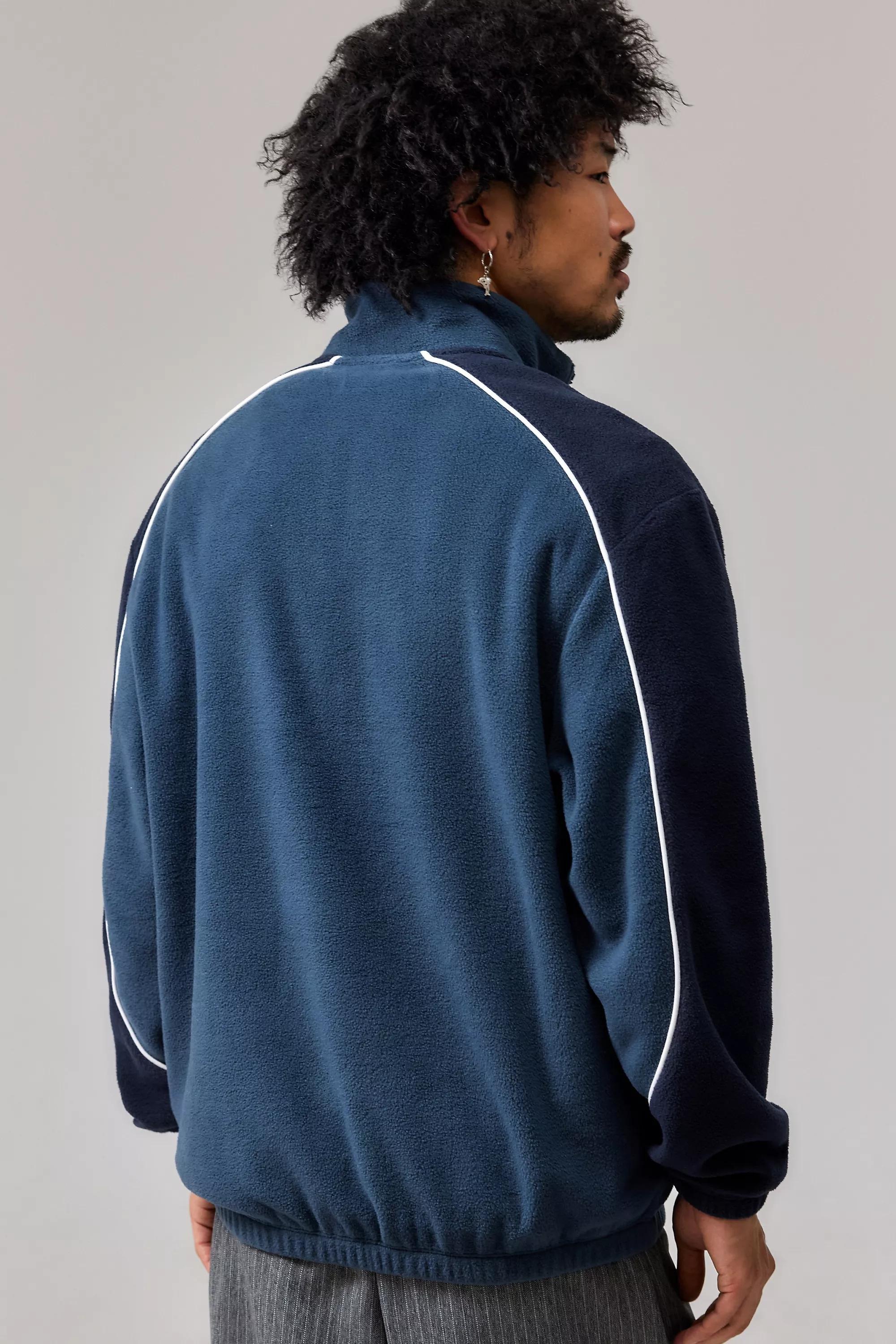 Blue UO Tapestry Fleece, , large image number 3