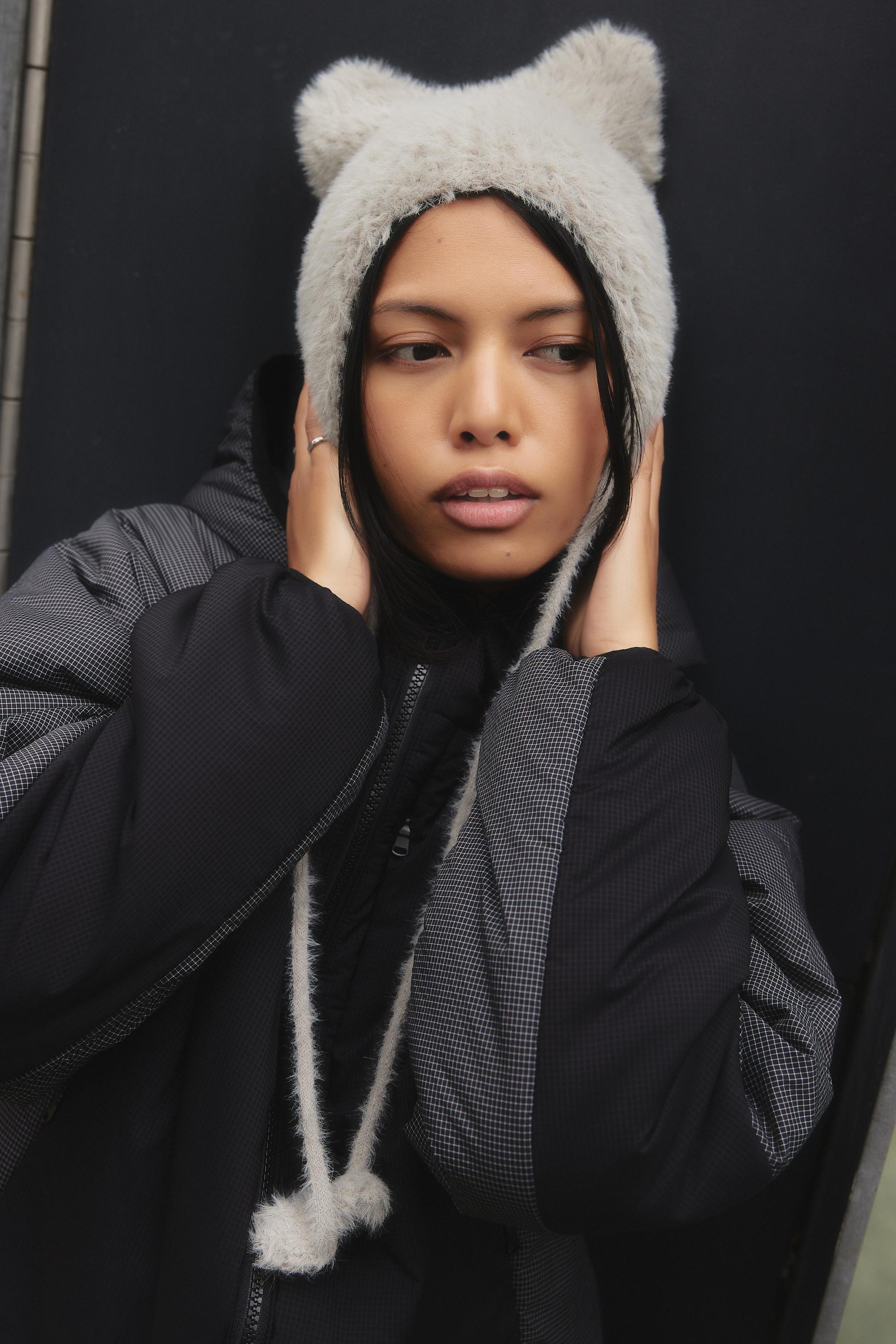 Grey UO Micro Ears Beanie, TAUPE, large image number 1
