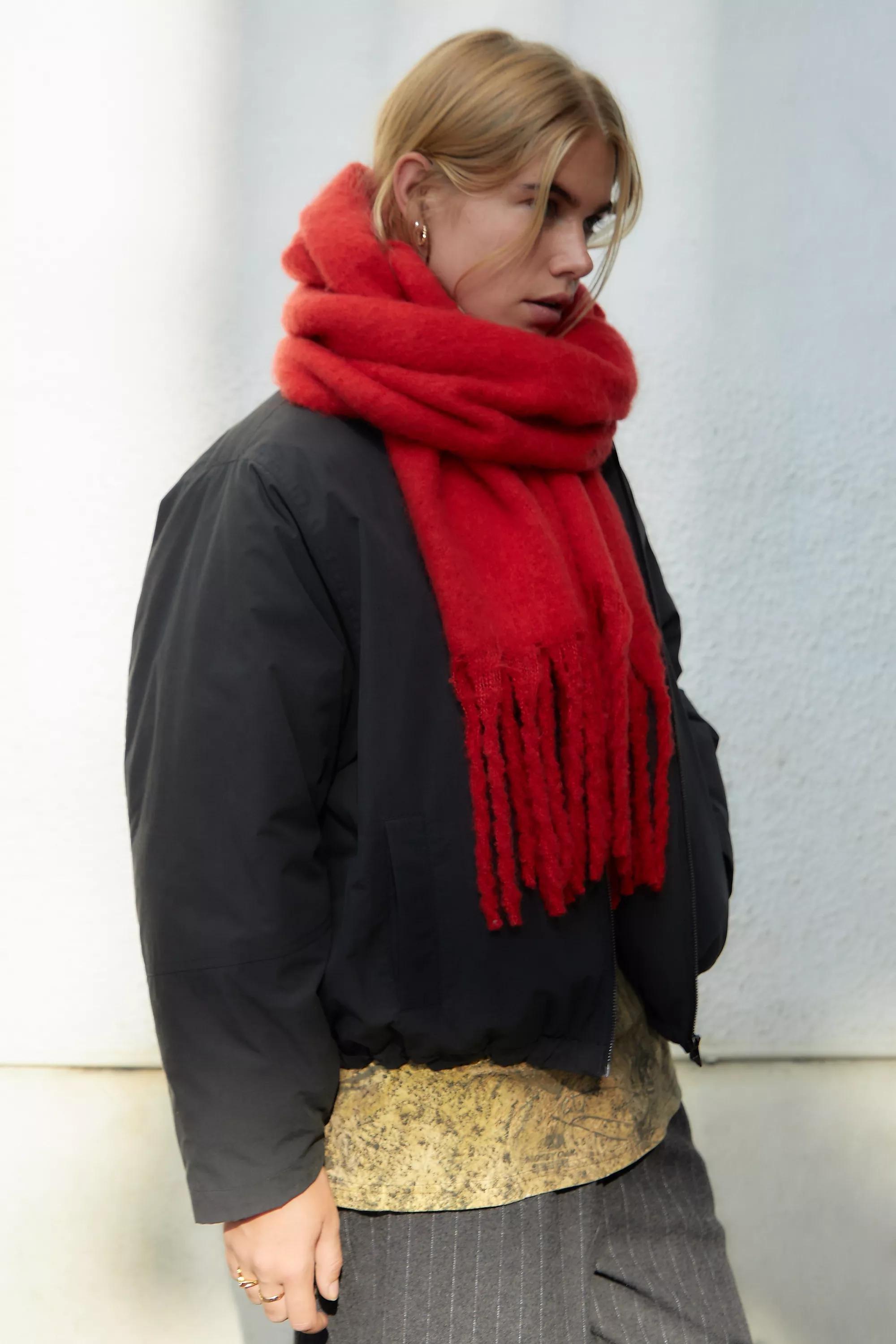Red Uo Tia Recycled Blanket Scarf, RED, large image number 1