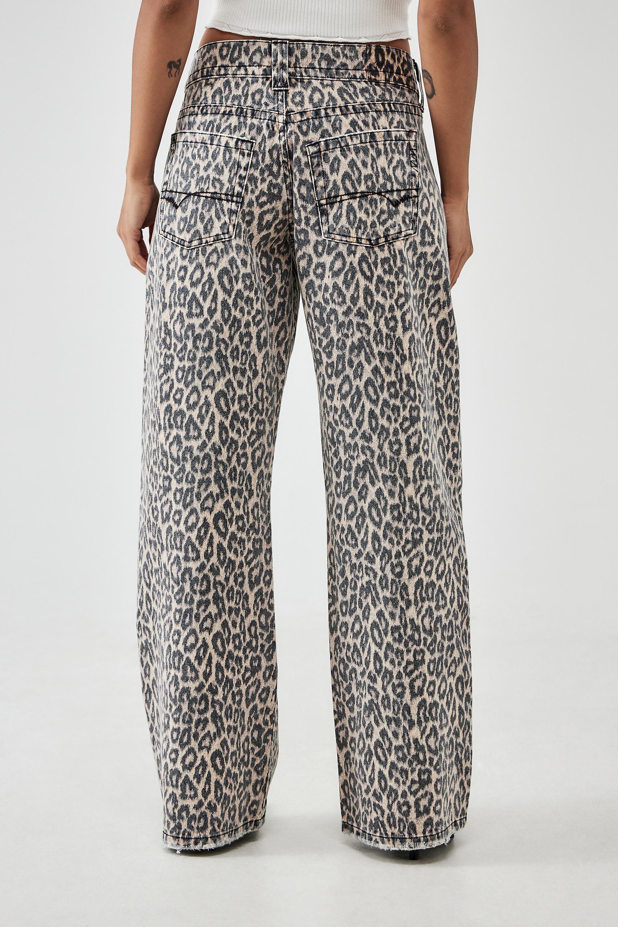 Black Bdg Kayla Lowrider Leopard Print Jeans, , large image number 2