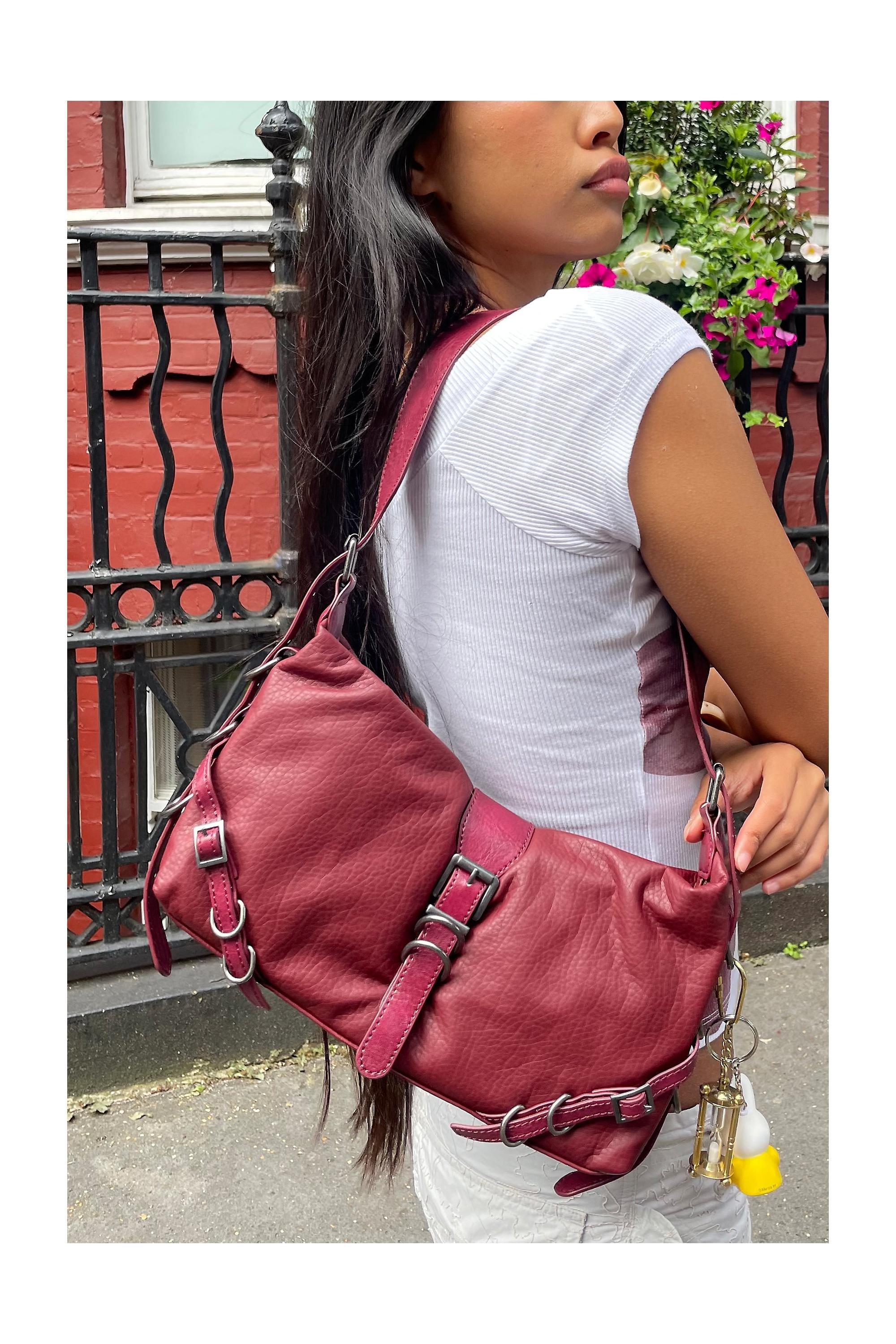 Wine UO Slouch Shoulder Bag, WINE, large image number 1