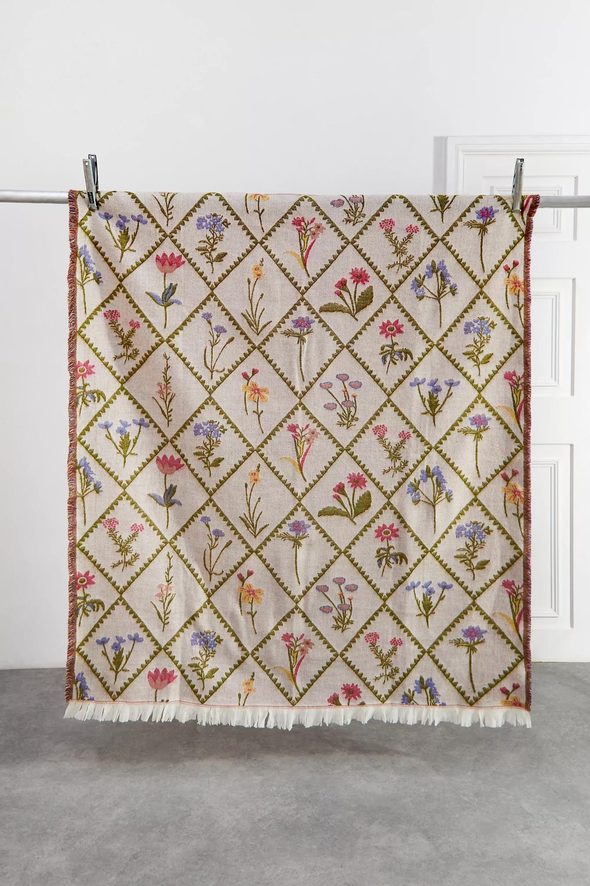 Multicolour Vintage Wildflower Throw Blanket, ASSORT, medium