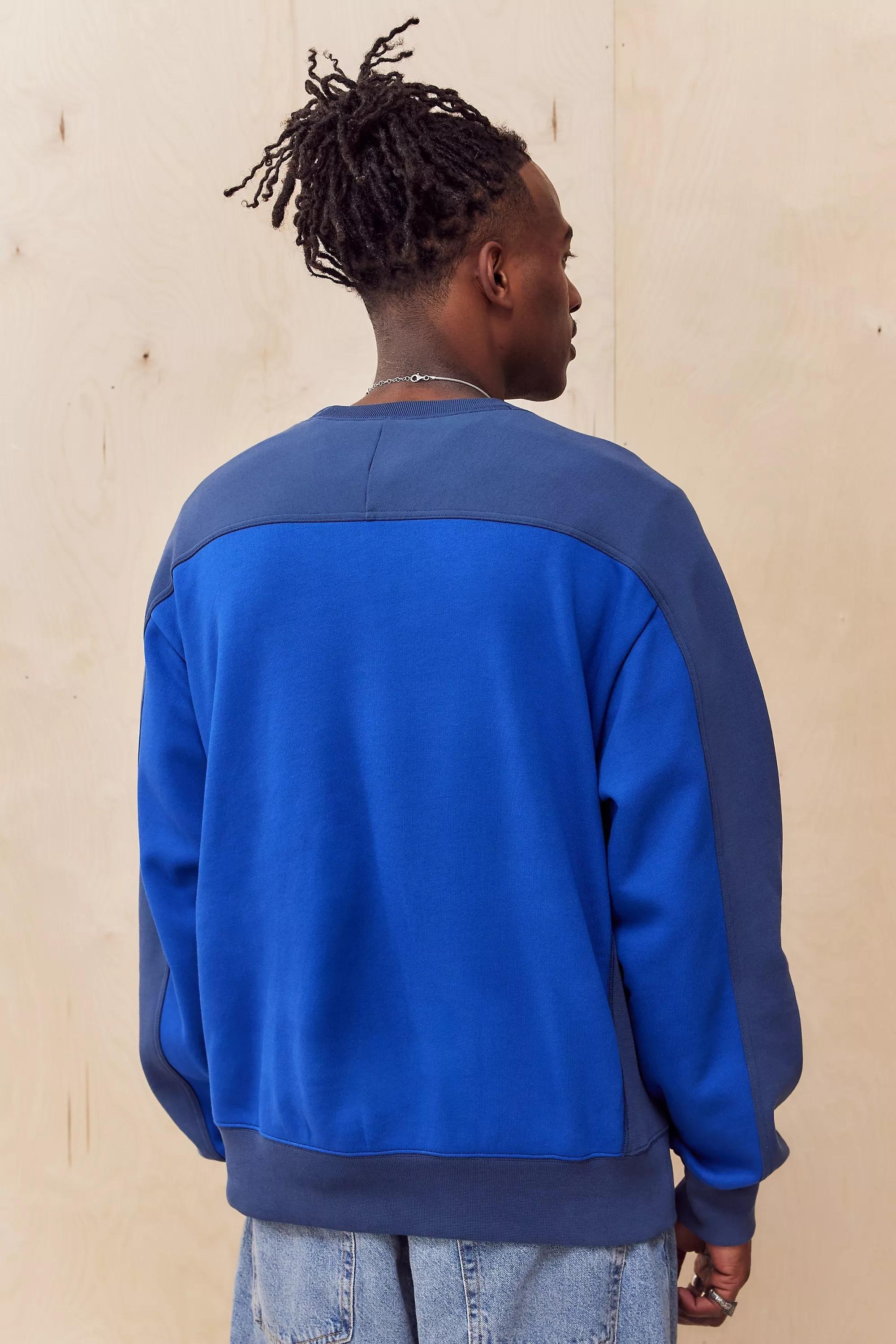 Blue Champion Uo Exclusive Blue Retro Sweatshirt, , large image number 3