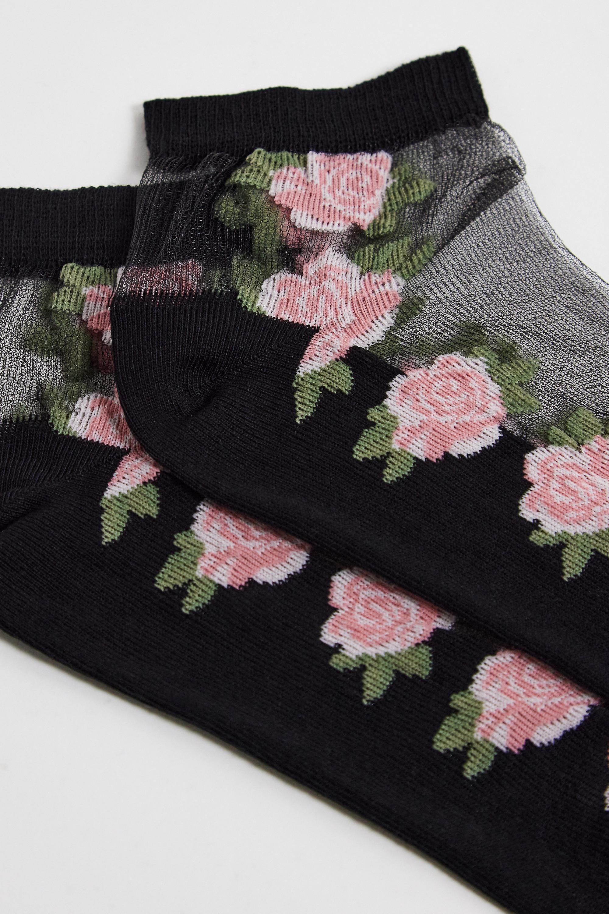 Black Out From Under Rose Organza Socks, BLK, large image number 3