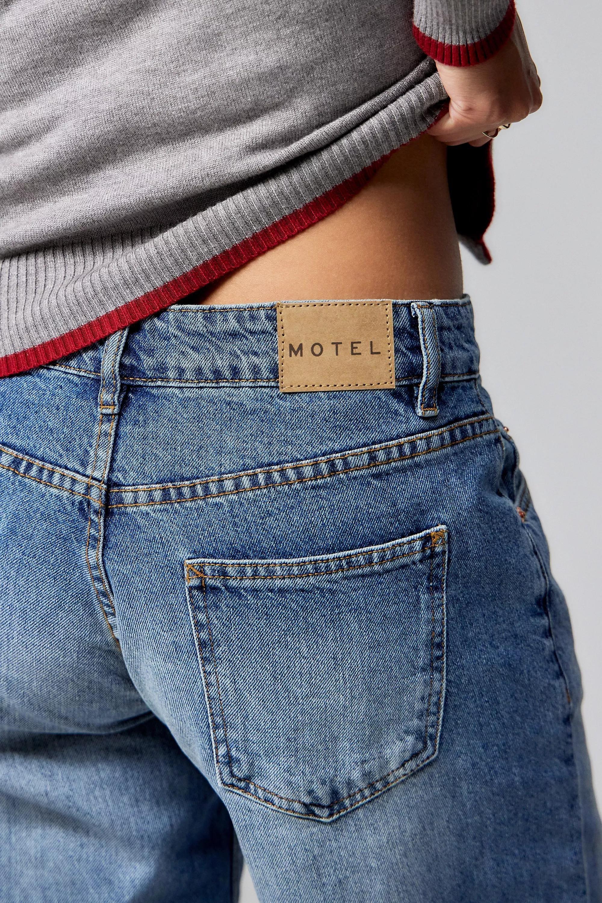 Blue Motel Powder Low-Rise Roomy Jeans, , large image number 1
