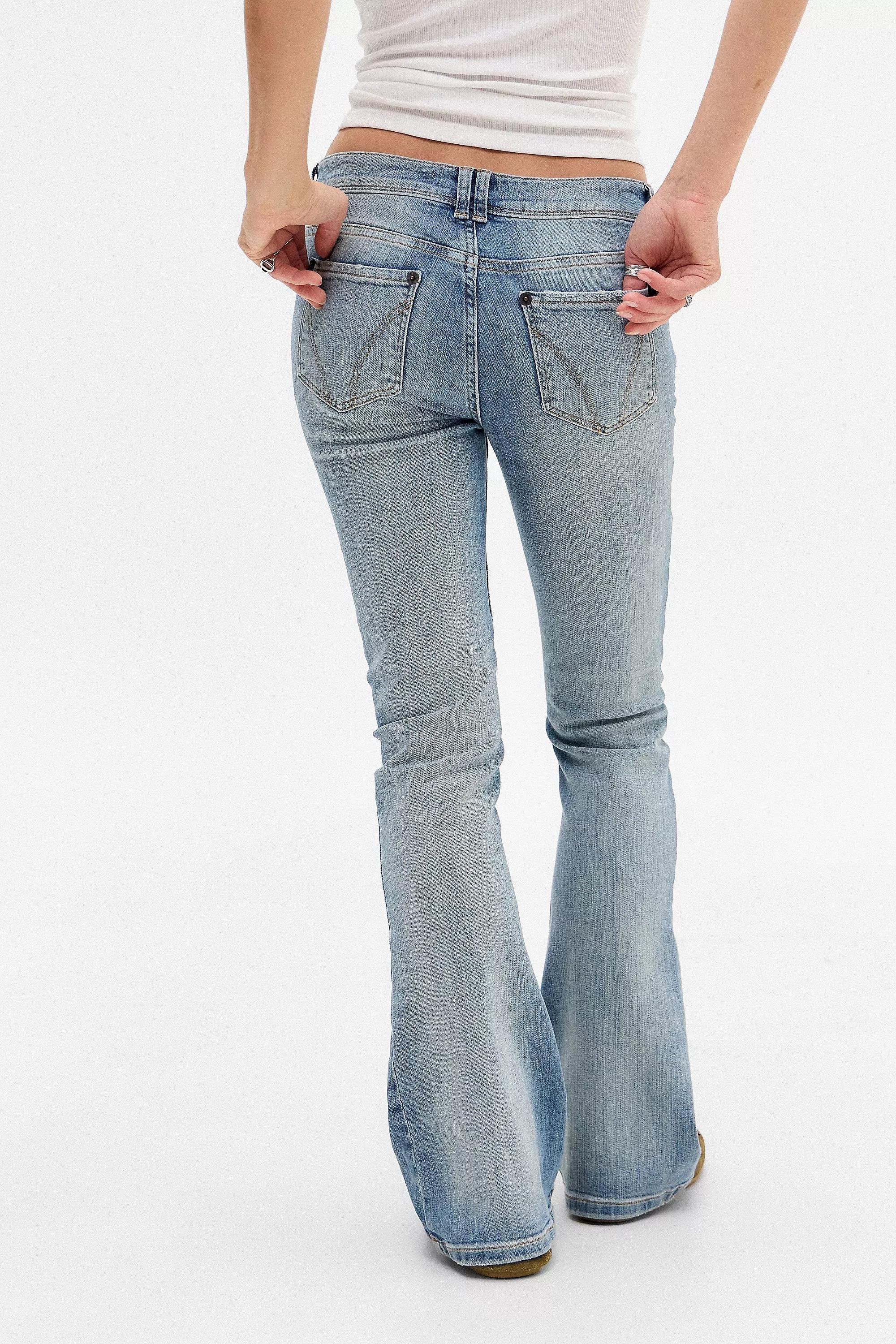 Blue Bdg Low Rise Bootcut Flared Jeans, , large image number 3