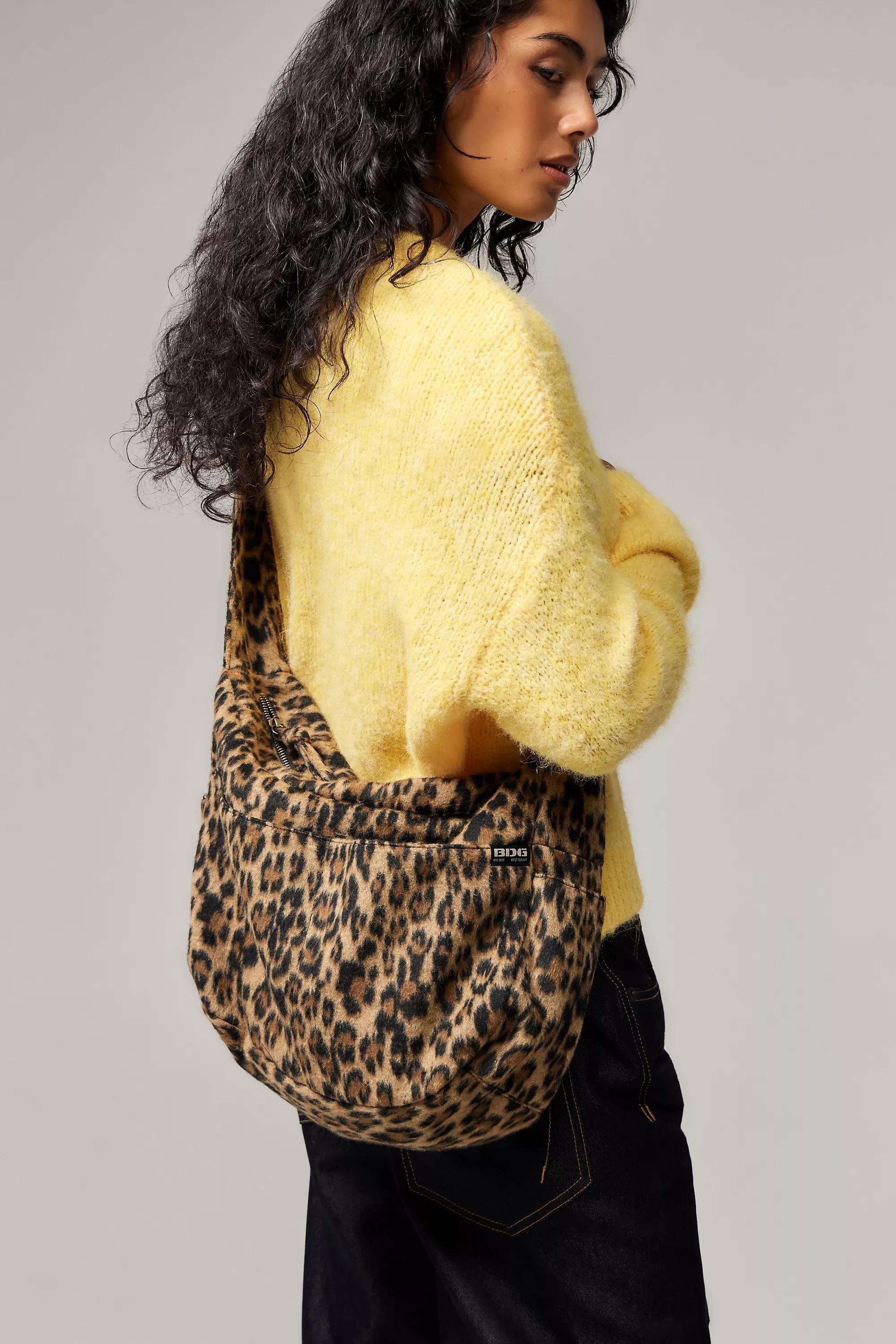 Brown Uo Fin Leopard Sling Bag, BRN, large image number 0