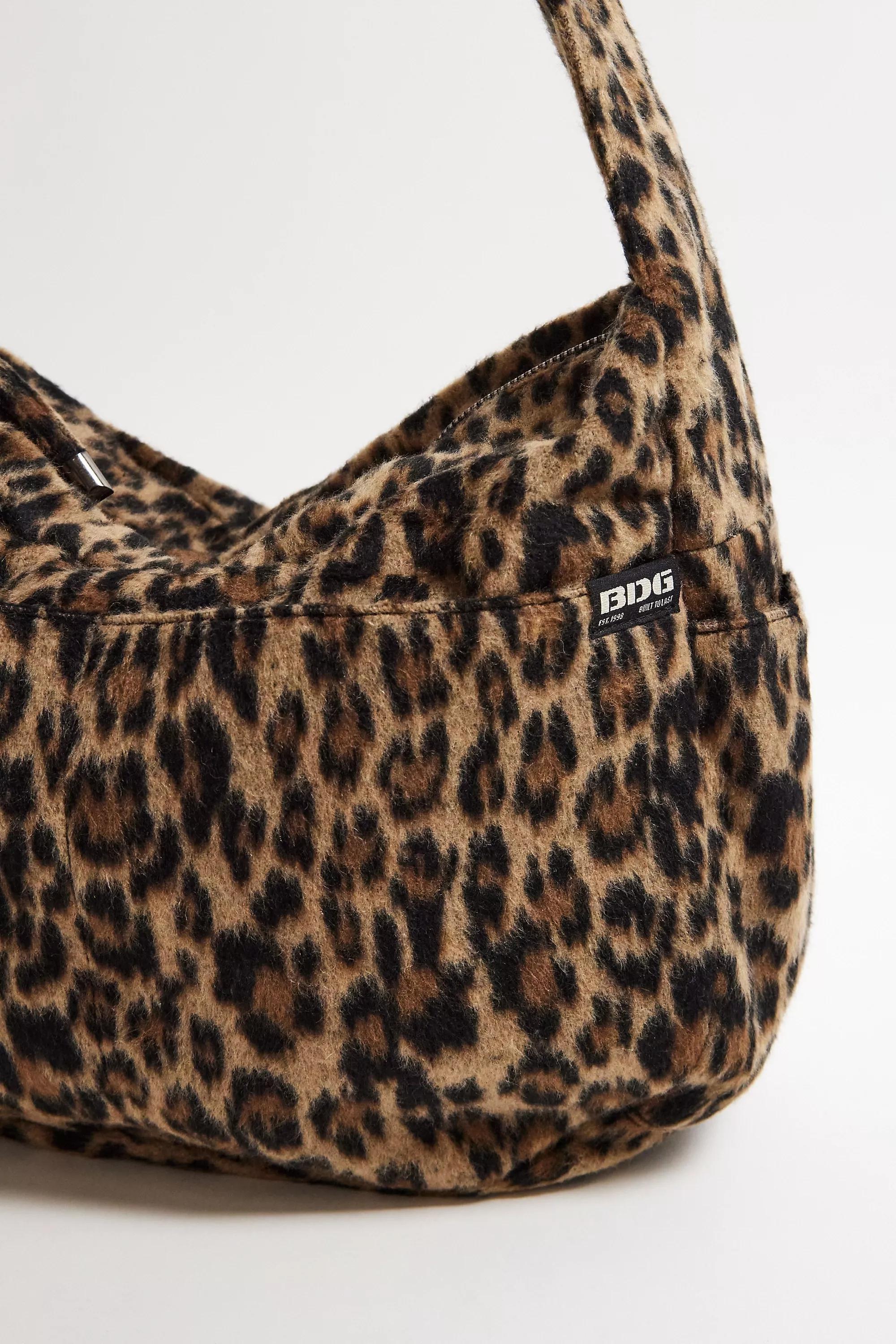 Brown Uo Fin Leopard Sling Bag, BRN, large image number 4
