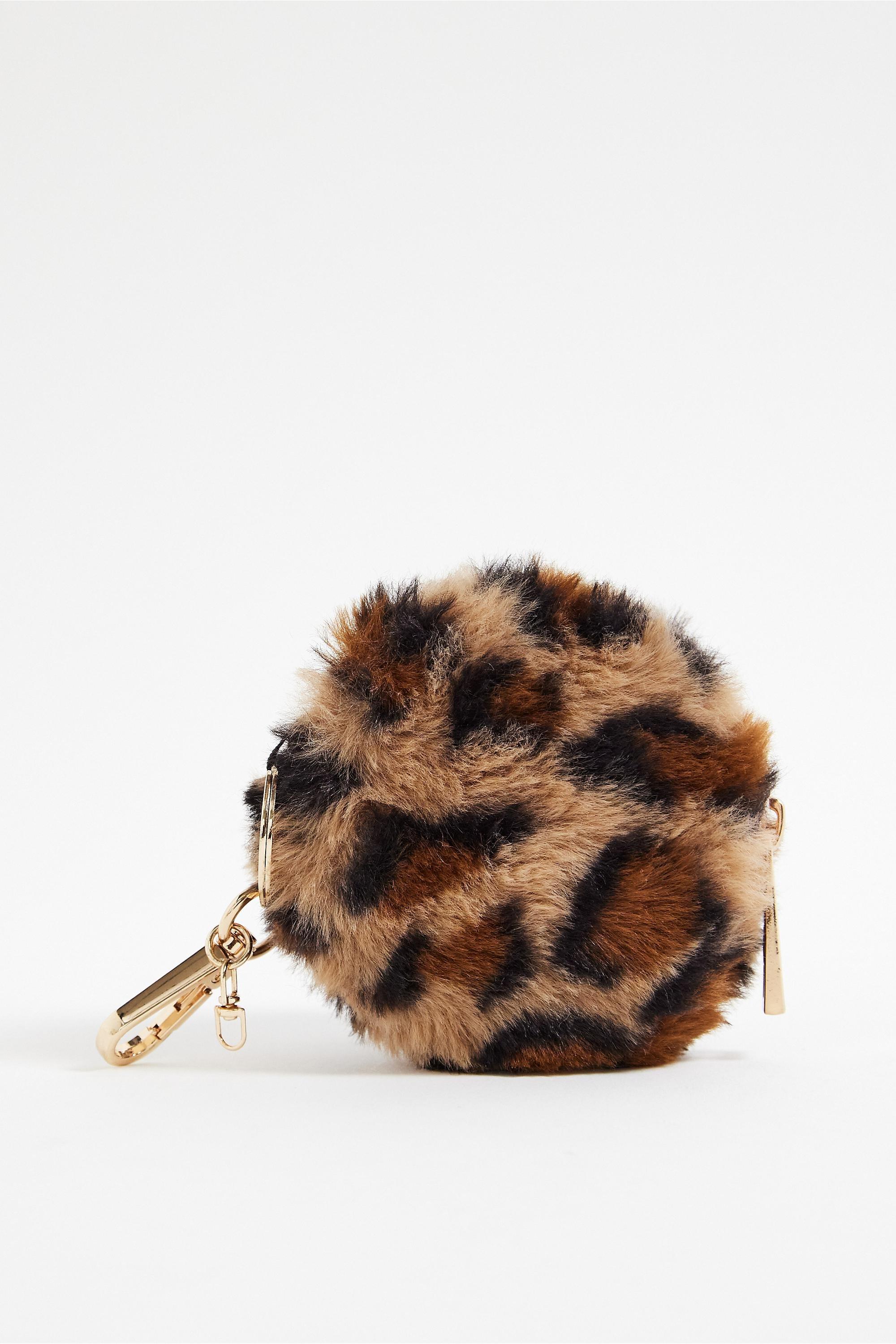 Brown UO Leo Wristlet, BRN, large image number 0