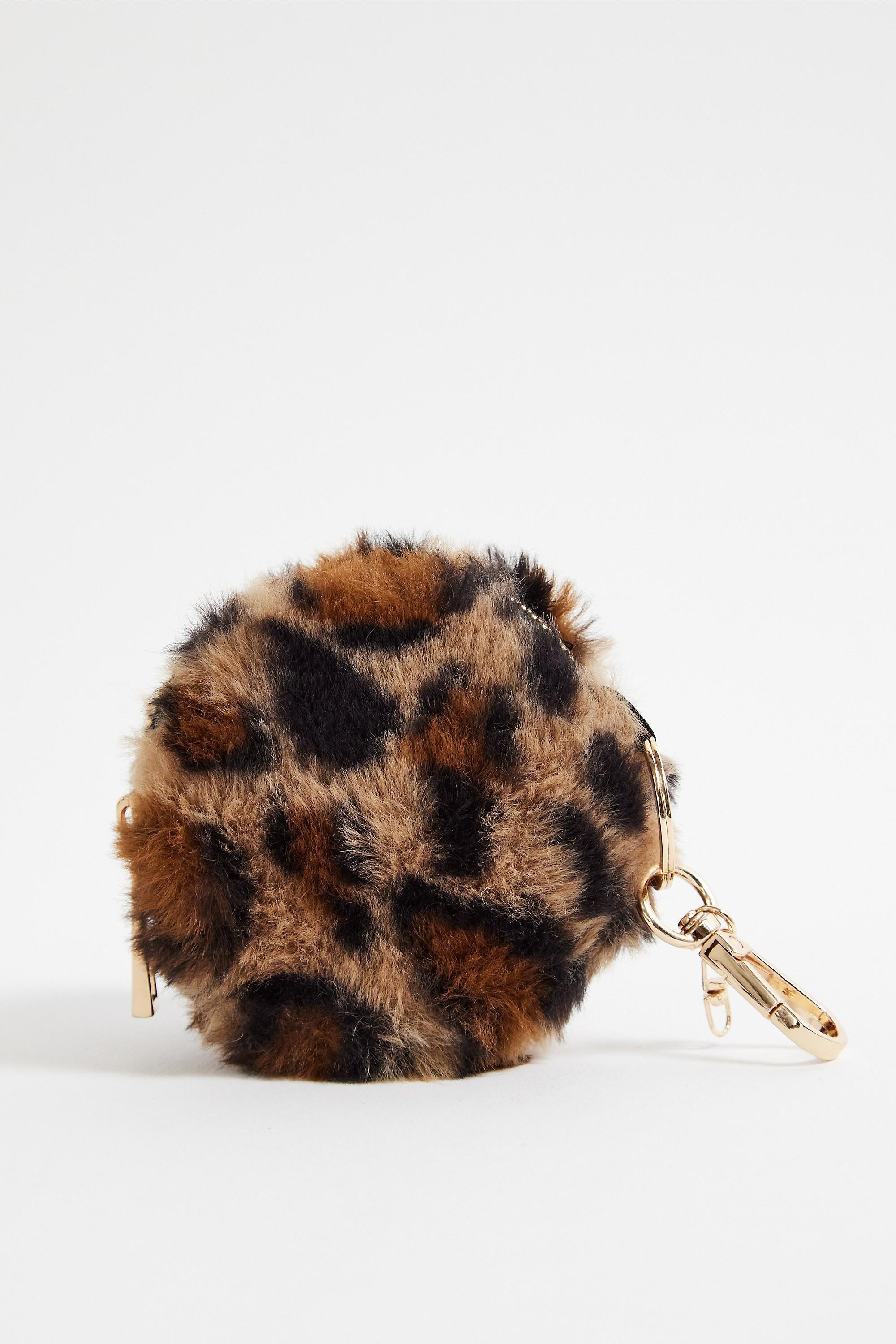 Brown UO Leo Wristlet, BRN, large image number 2