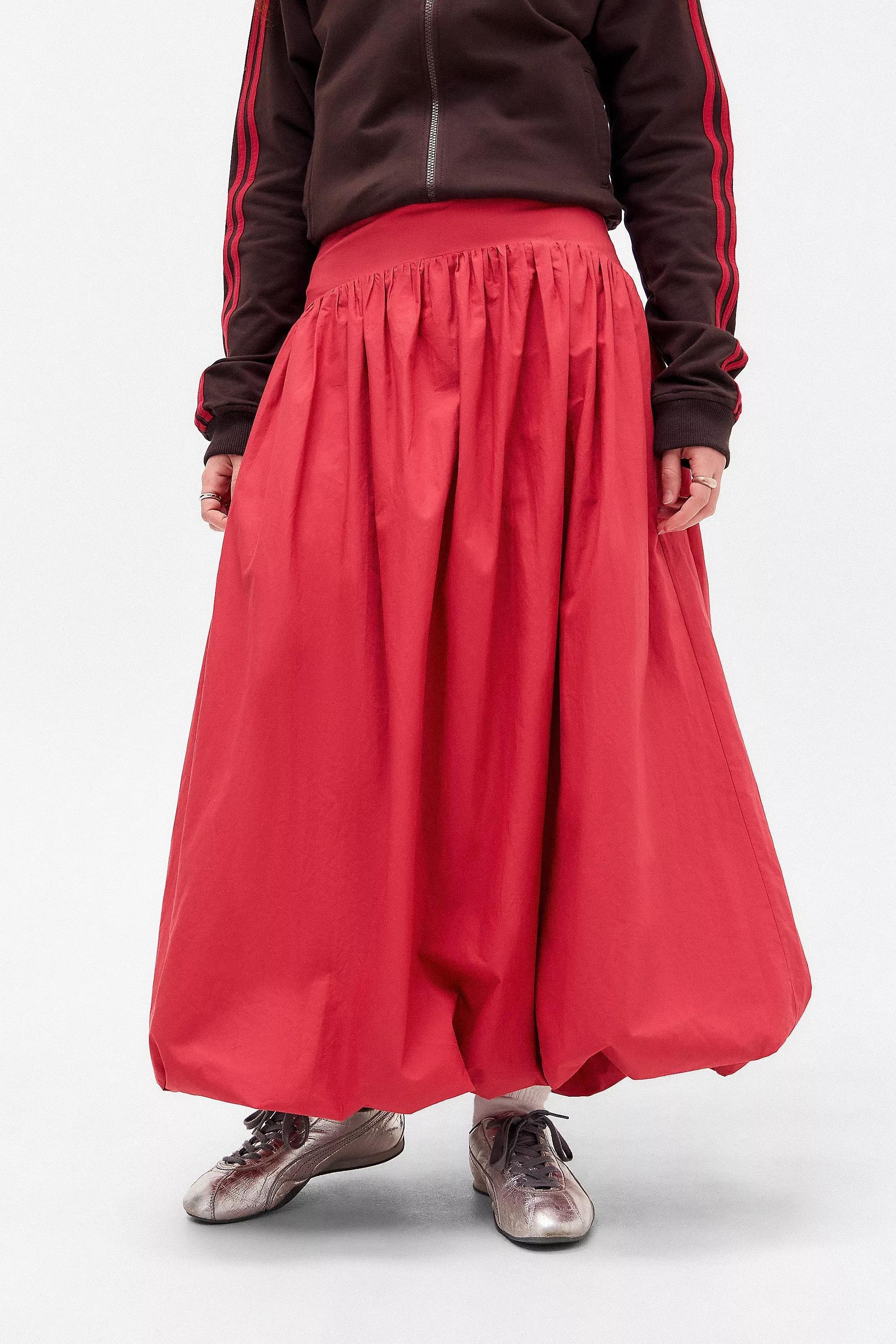 UO Mindi Bubble Maxi Skirt, RED, large image number 1