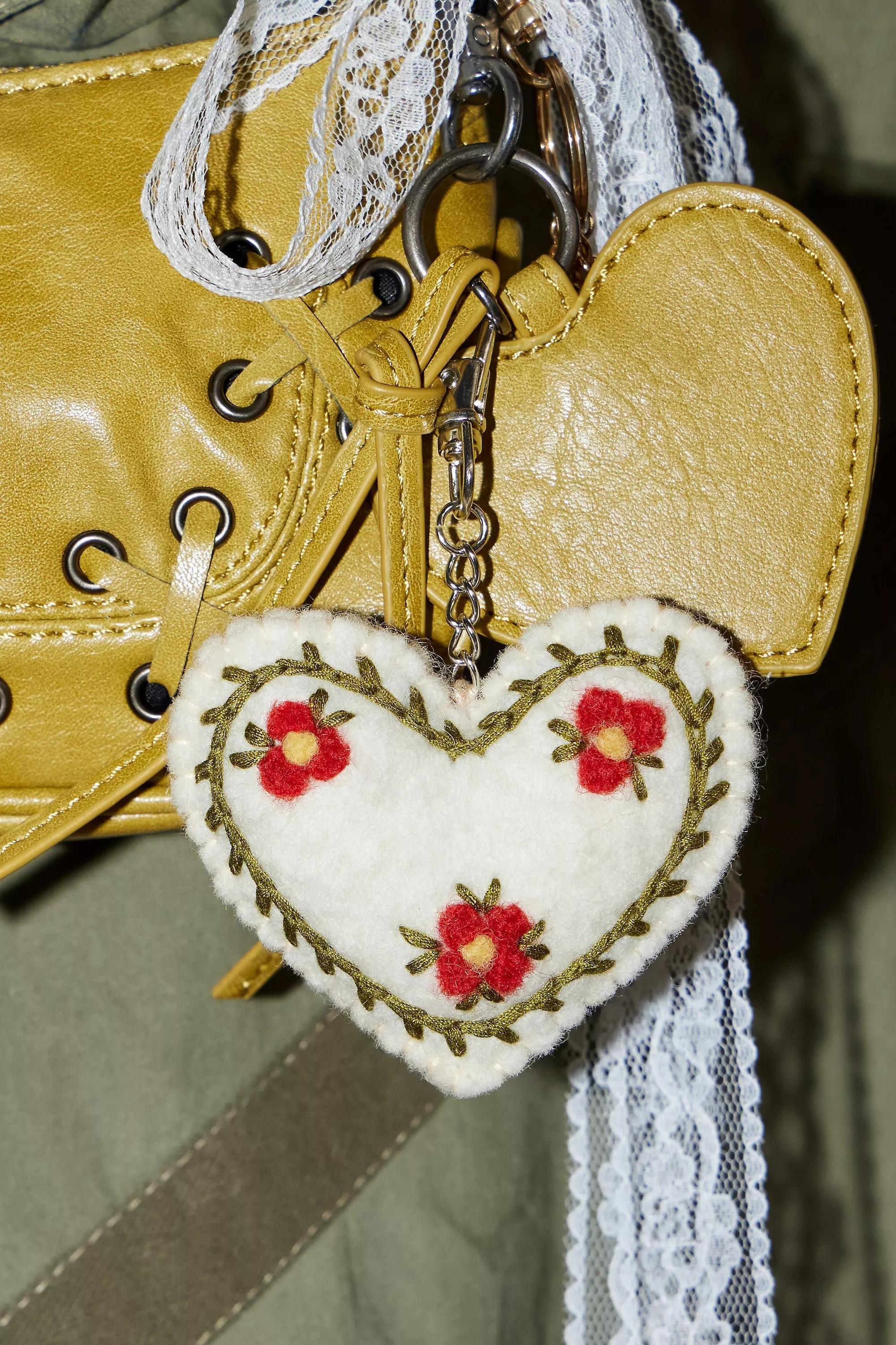 White Uo White Boho Heart Keyring, WHT, large image number 0