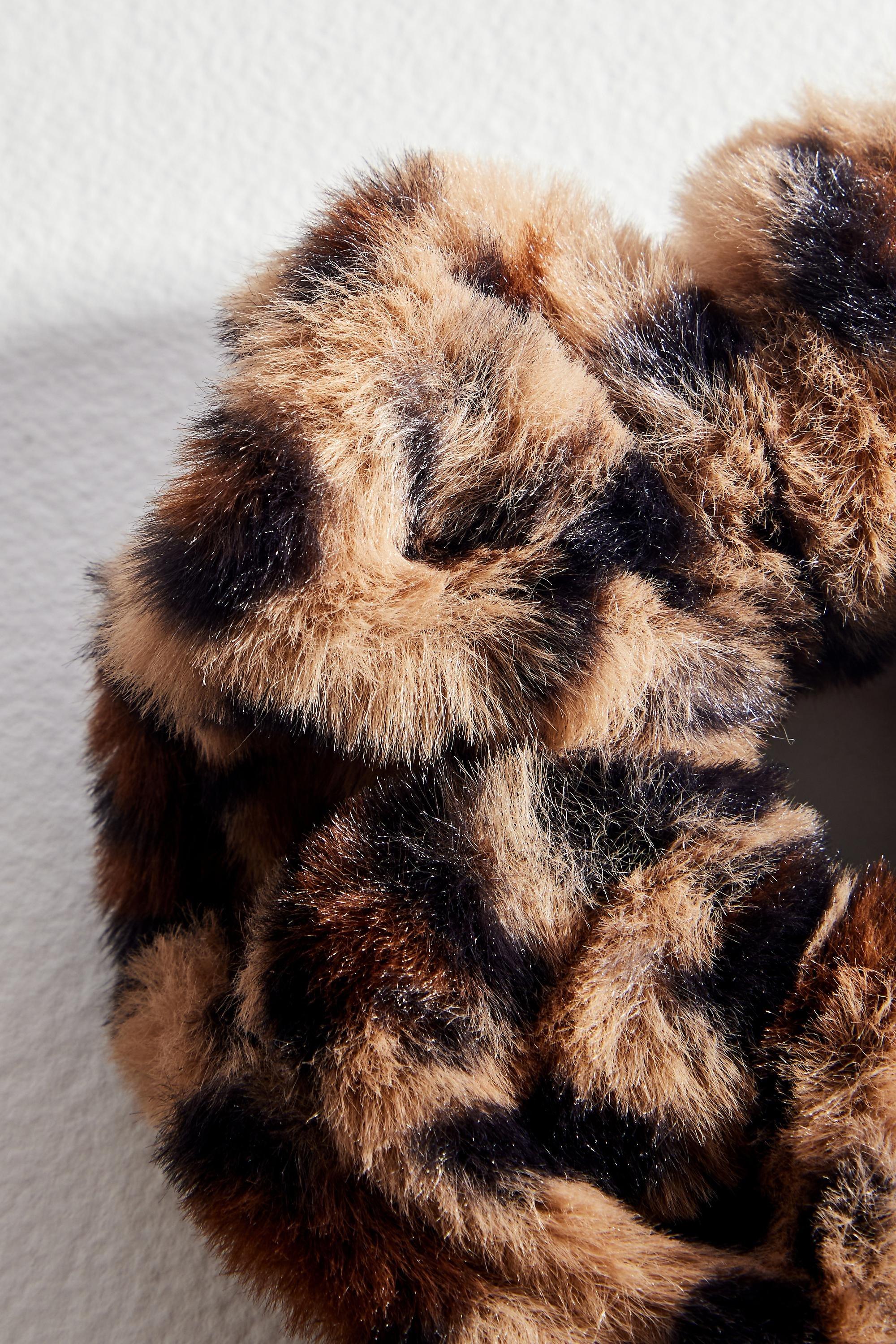 Brown UO Leopard Print Scrunchie, BRN MOTIF, large image number 2