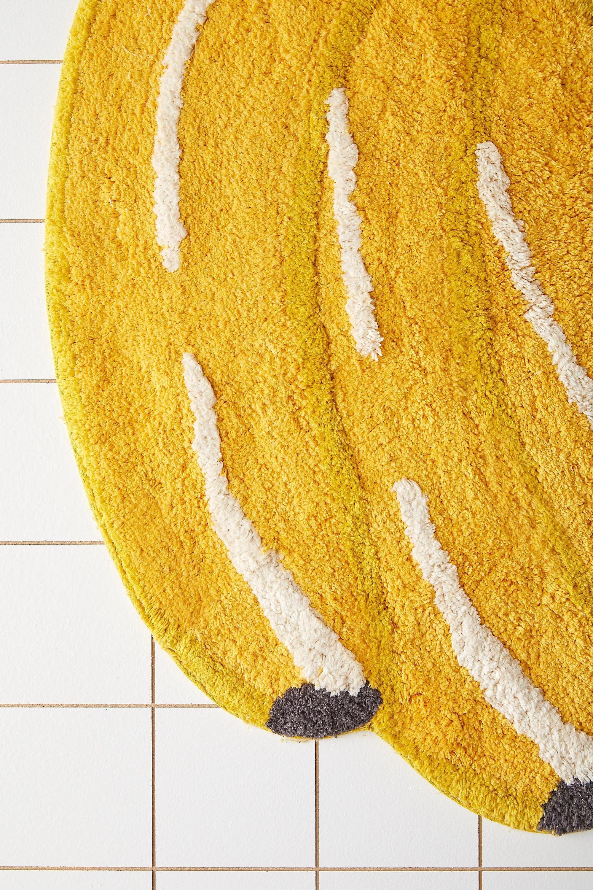 Yellow Banana Bunch Bath Mat, YEL, large image number 2