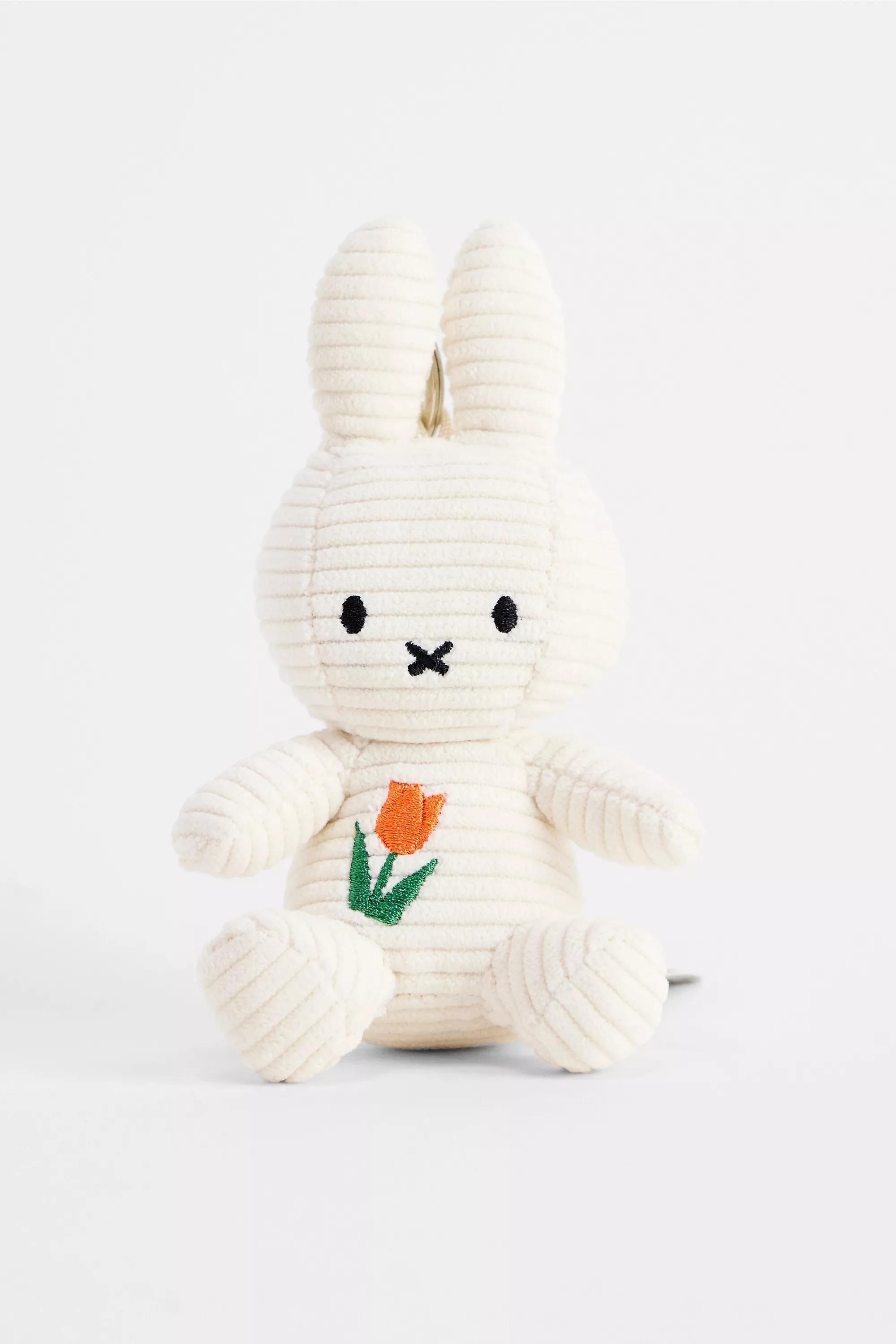 White Miffy UO Exclusive Tulip Keyring, WHT, large image number 1