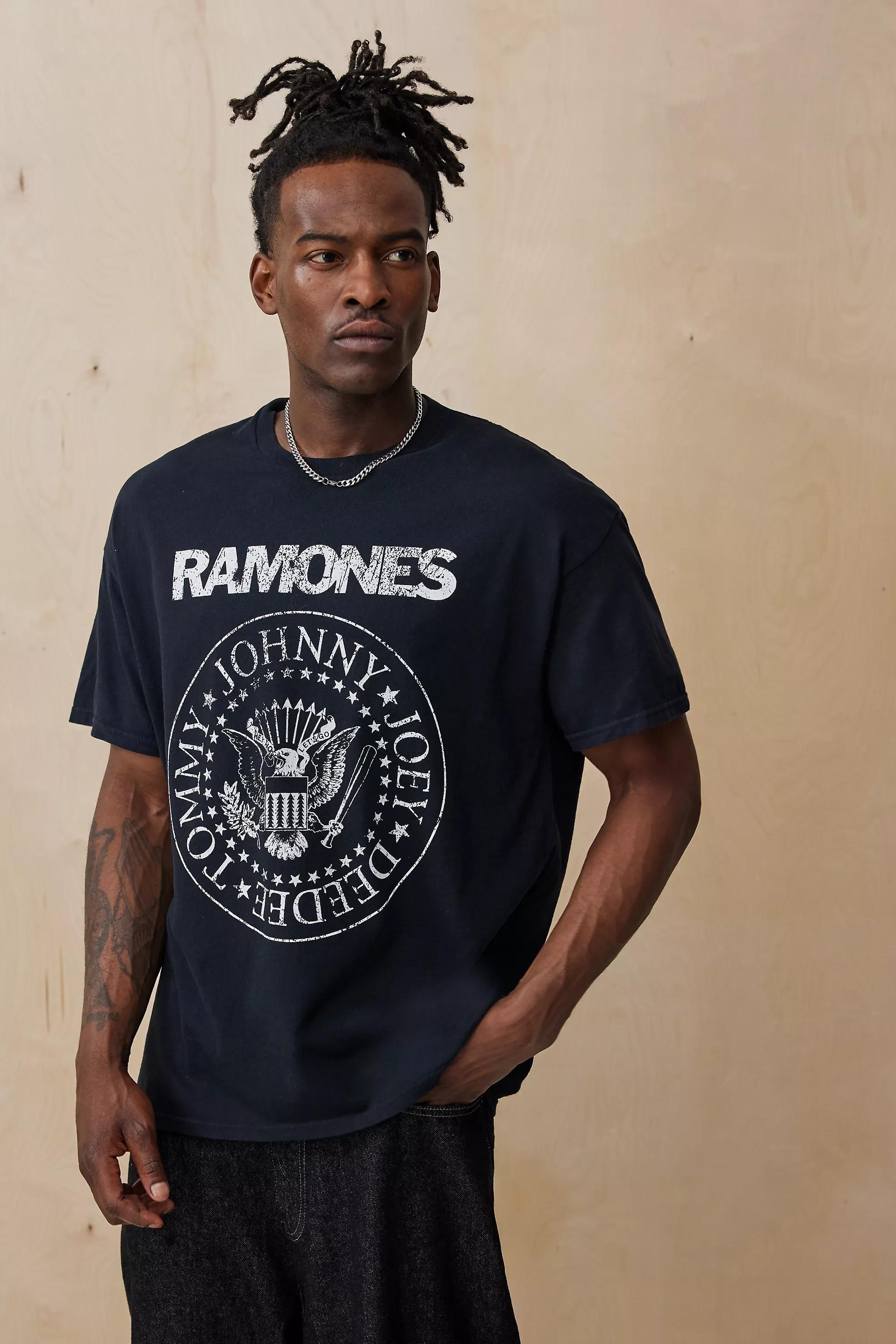 Black UO Ramones T-Shirt, , large image number 0