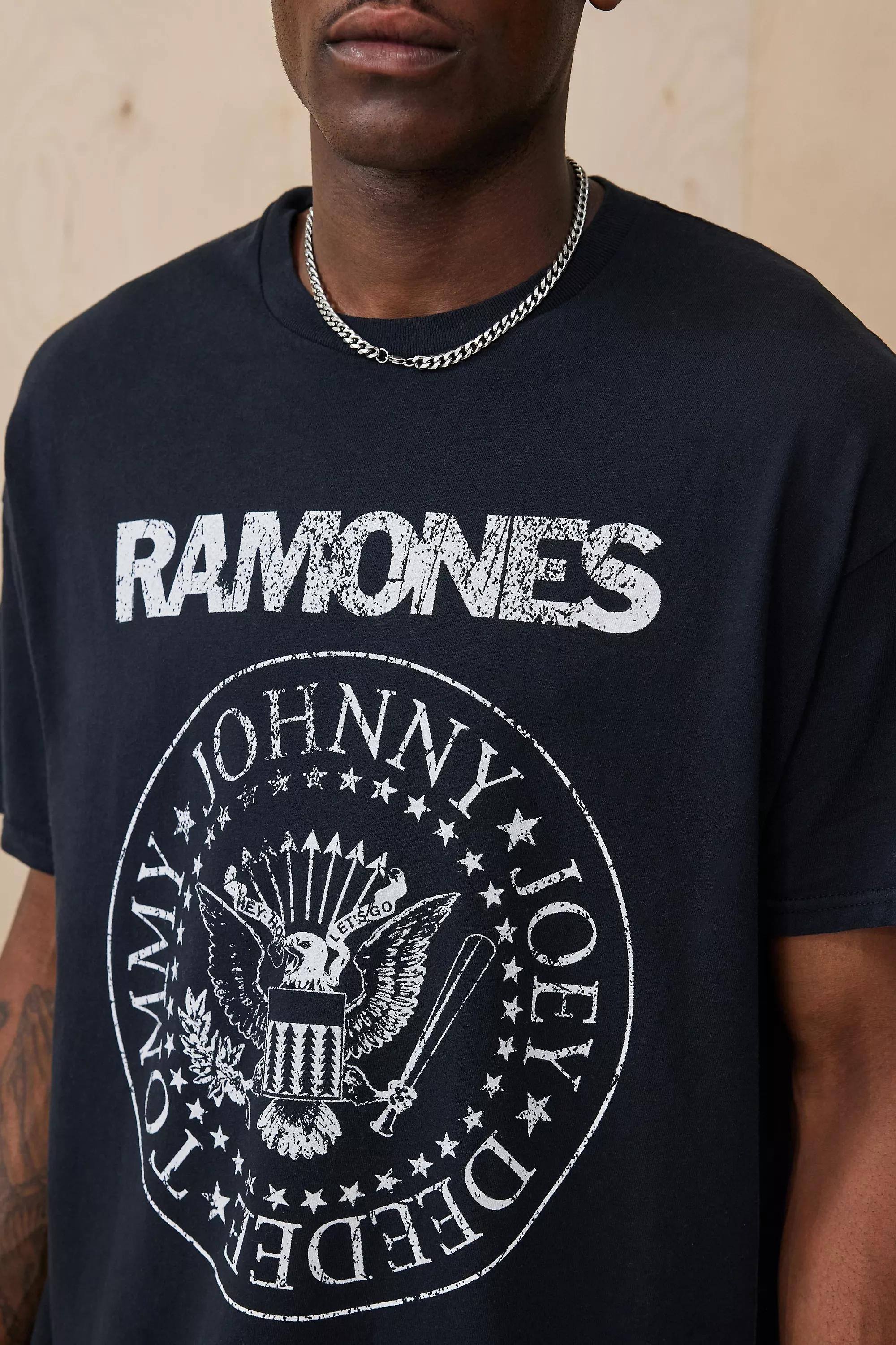Black UO Ramones T-Shirt, , large image number 1