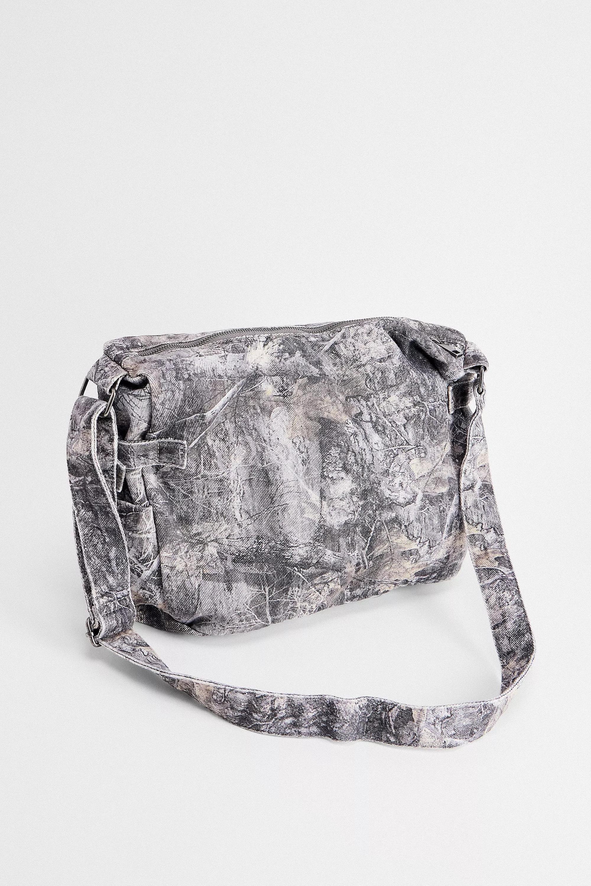 Grey Bdg Camo Canvas Zip Sling Bag, GRN, large image number 4