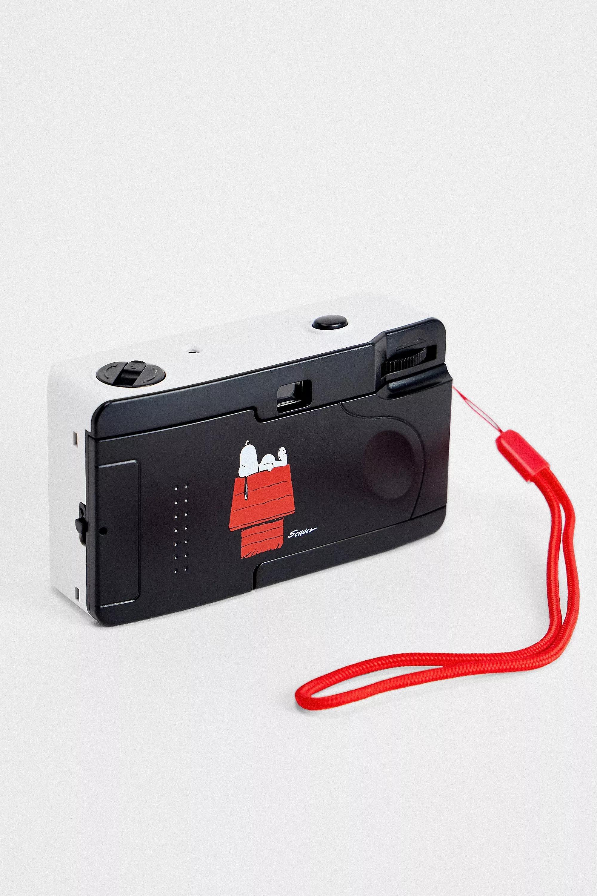 White Retrospekt Snoopy Fc-11 35Mm Film Camera, WHT, large image number 1