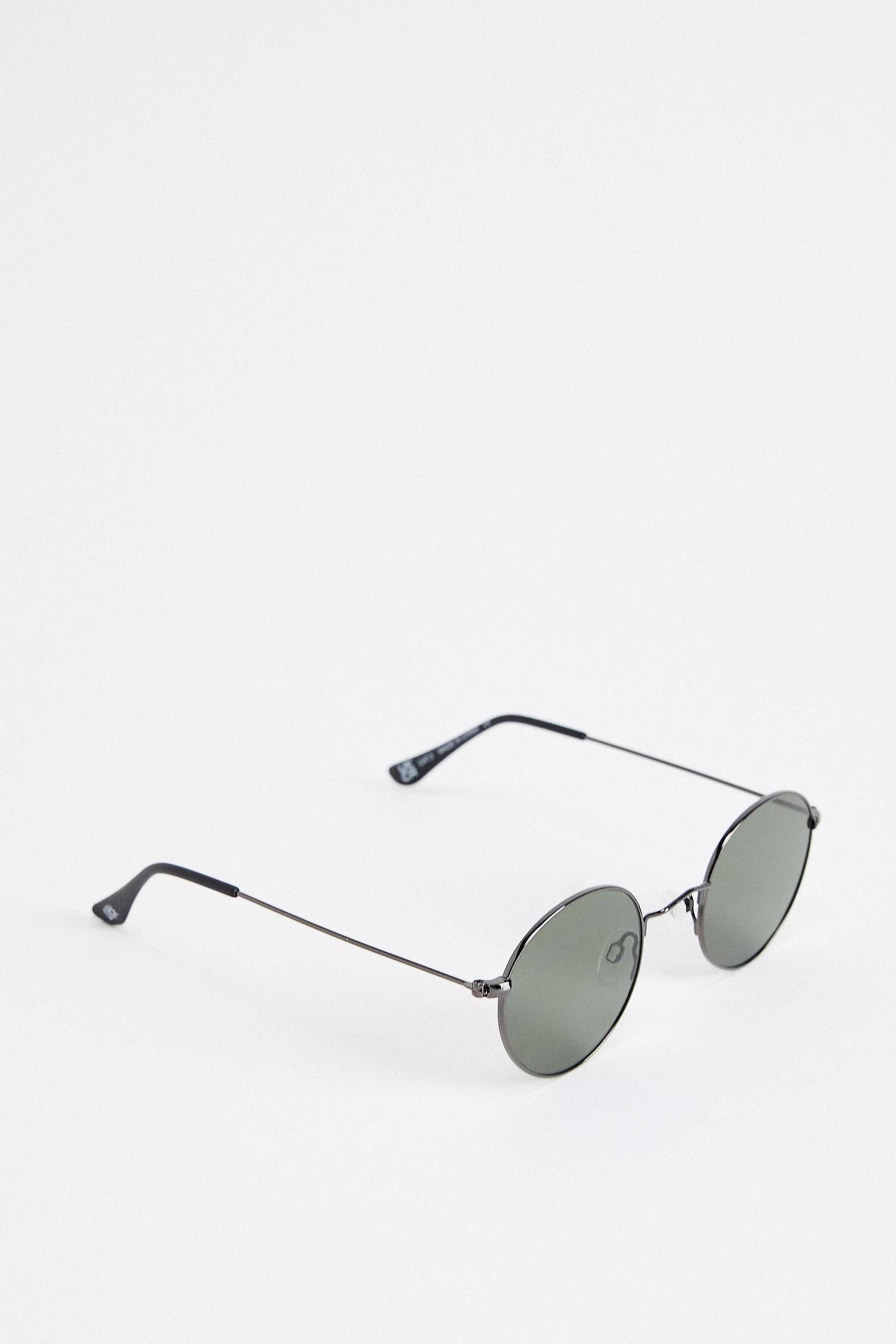 BLACK UO Black Liam Sunglasses, BLK, large image number 2