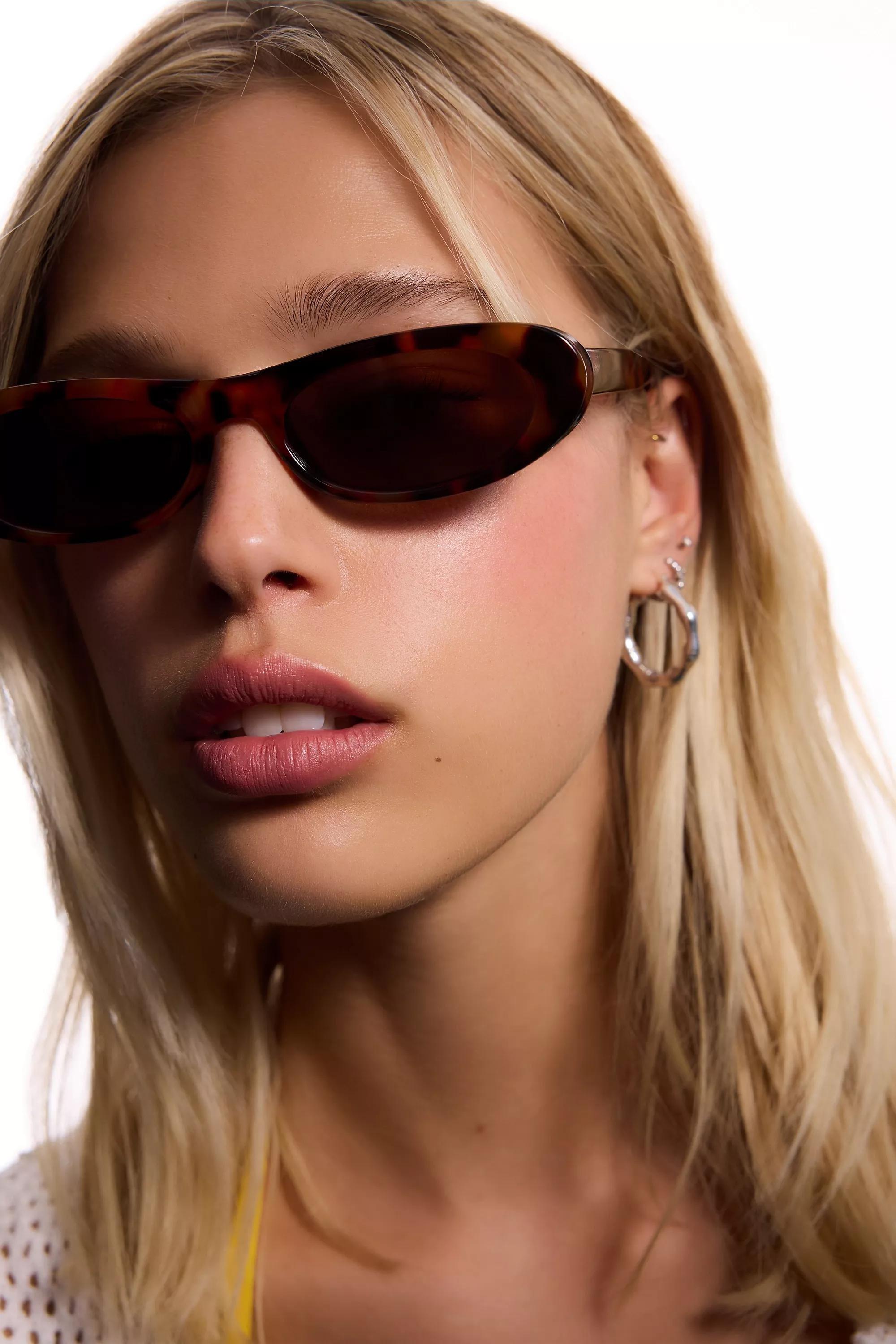 Brown Uo Indi Mini Ovals Sunglasses, BRN, large image number 0
