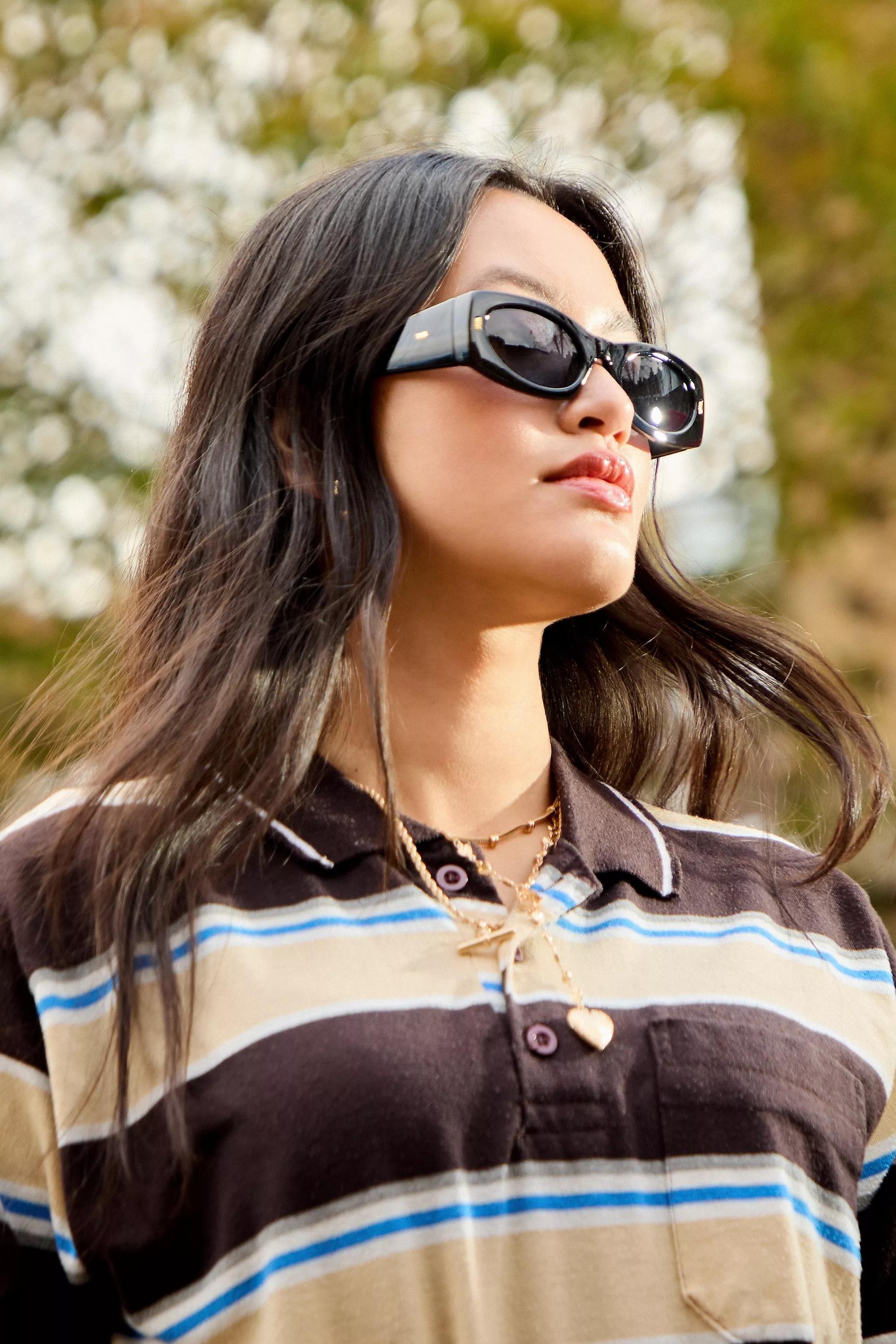 Black Uo Matilda Clean Sunglasses, BLK, large image number 0