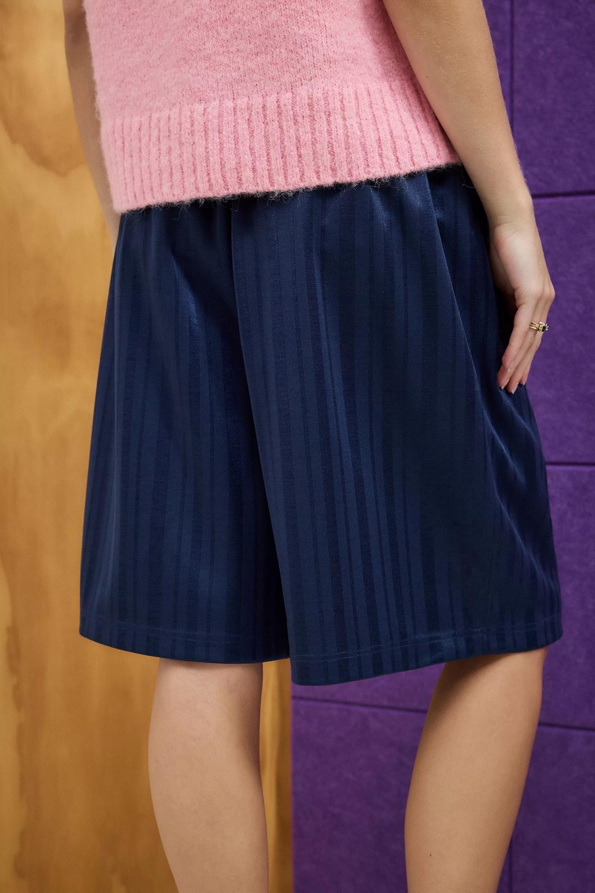 Navy Iets Frans... Shadow Stripe Tricot Shorts, , large image number 2