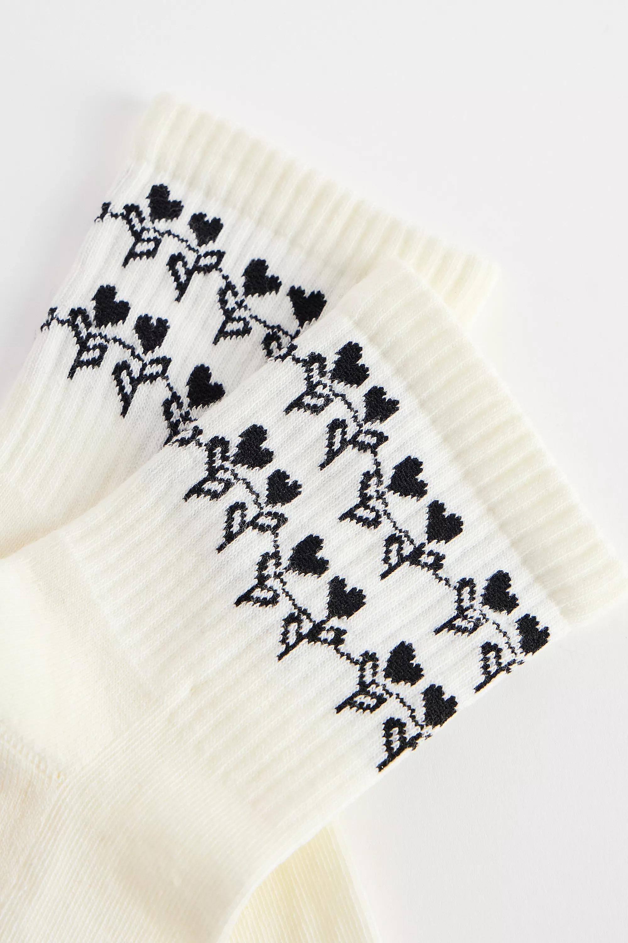 Cream Out From Under Daisy Chain Cropped Socks, CREME, medium