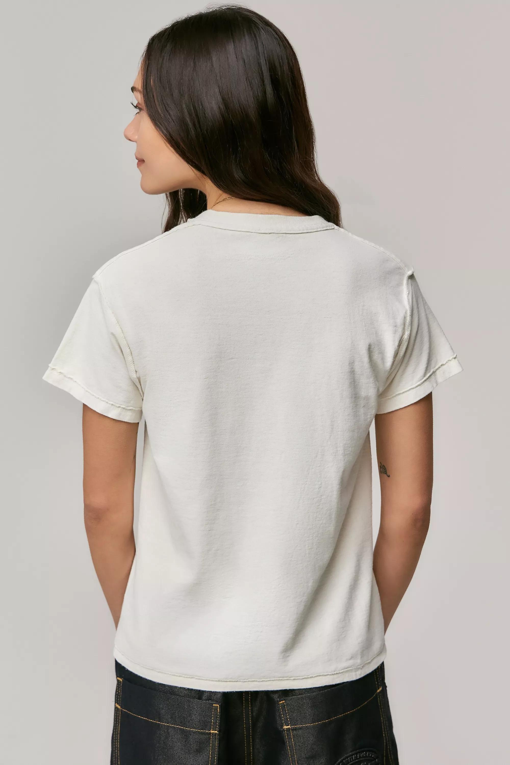 White Uo Game Player T-Shirt, , large image number 3