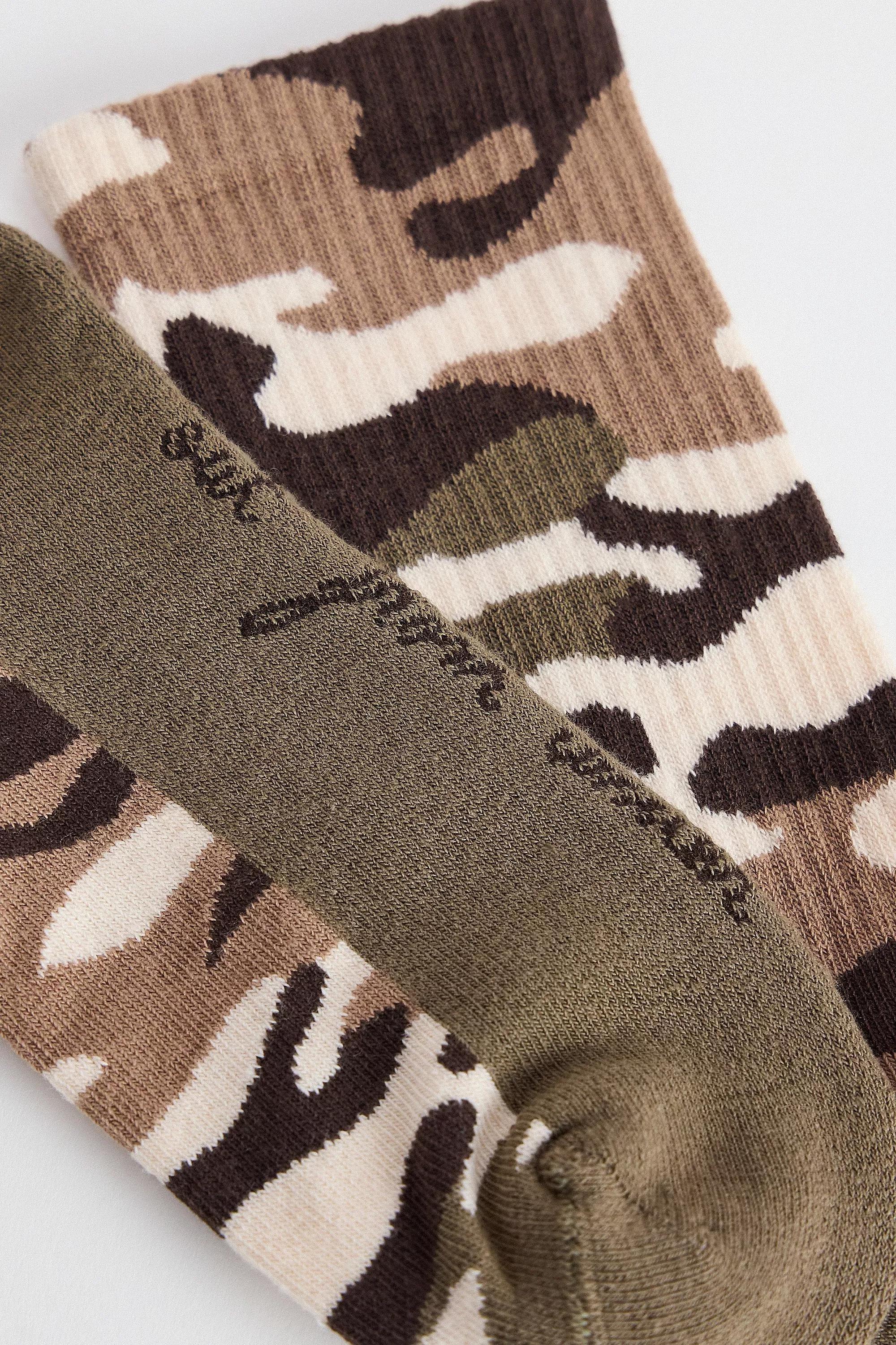 Brown Out From Under Patterned Socks, BRN, large image number 3